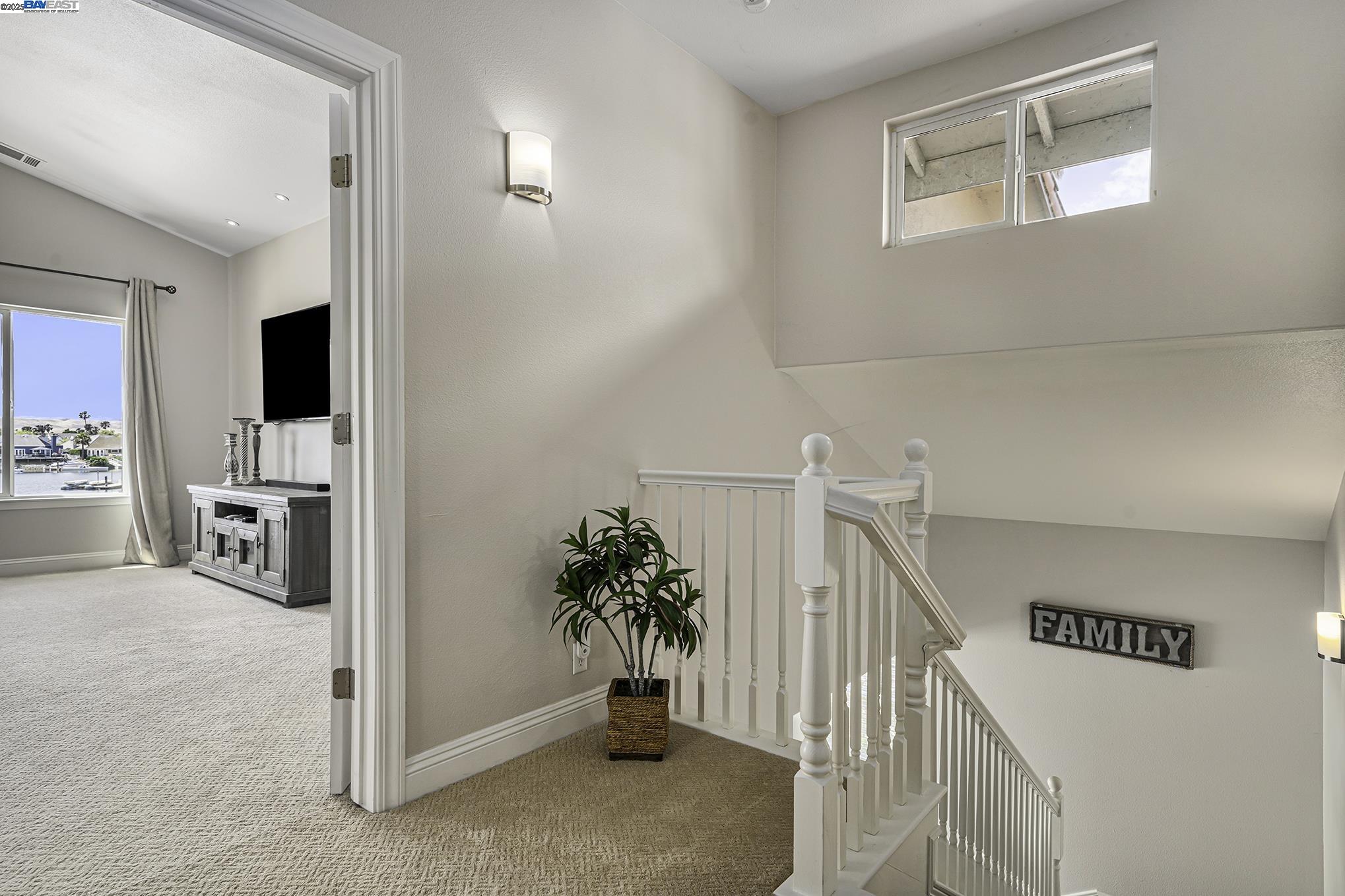 4892 South Pt