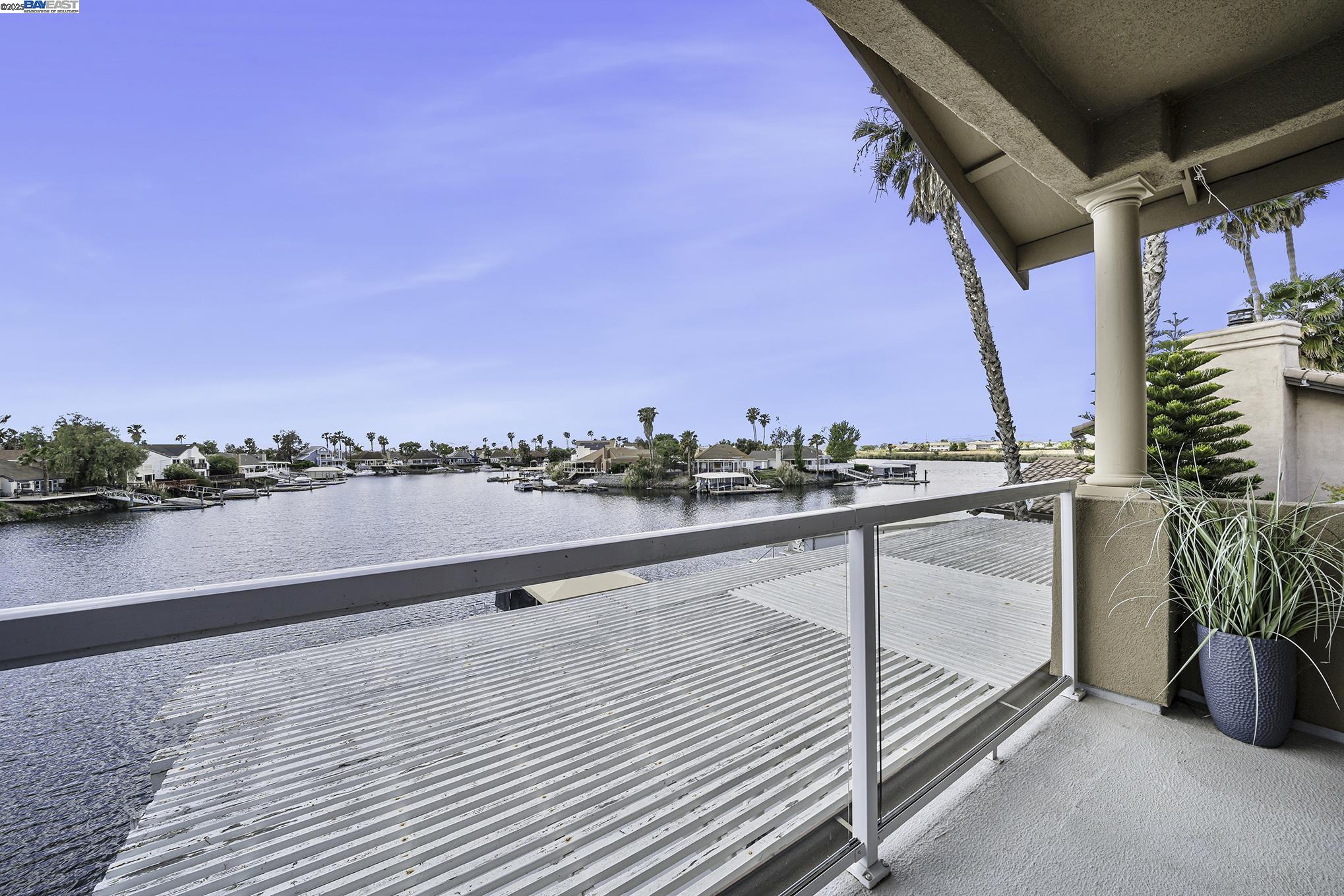 4892 South Pt
