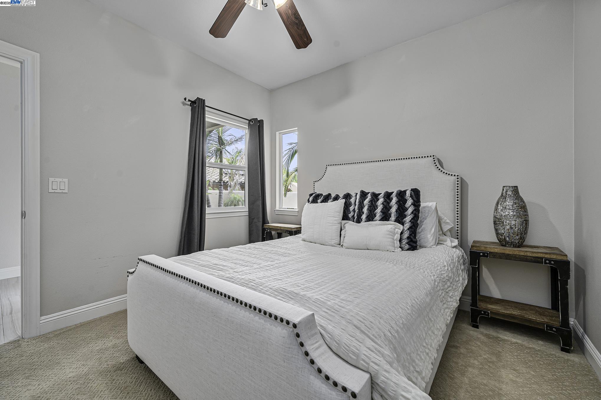 4892 South Pt
