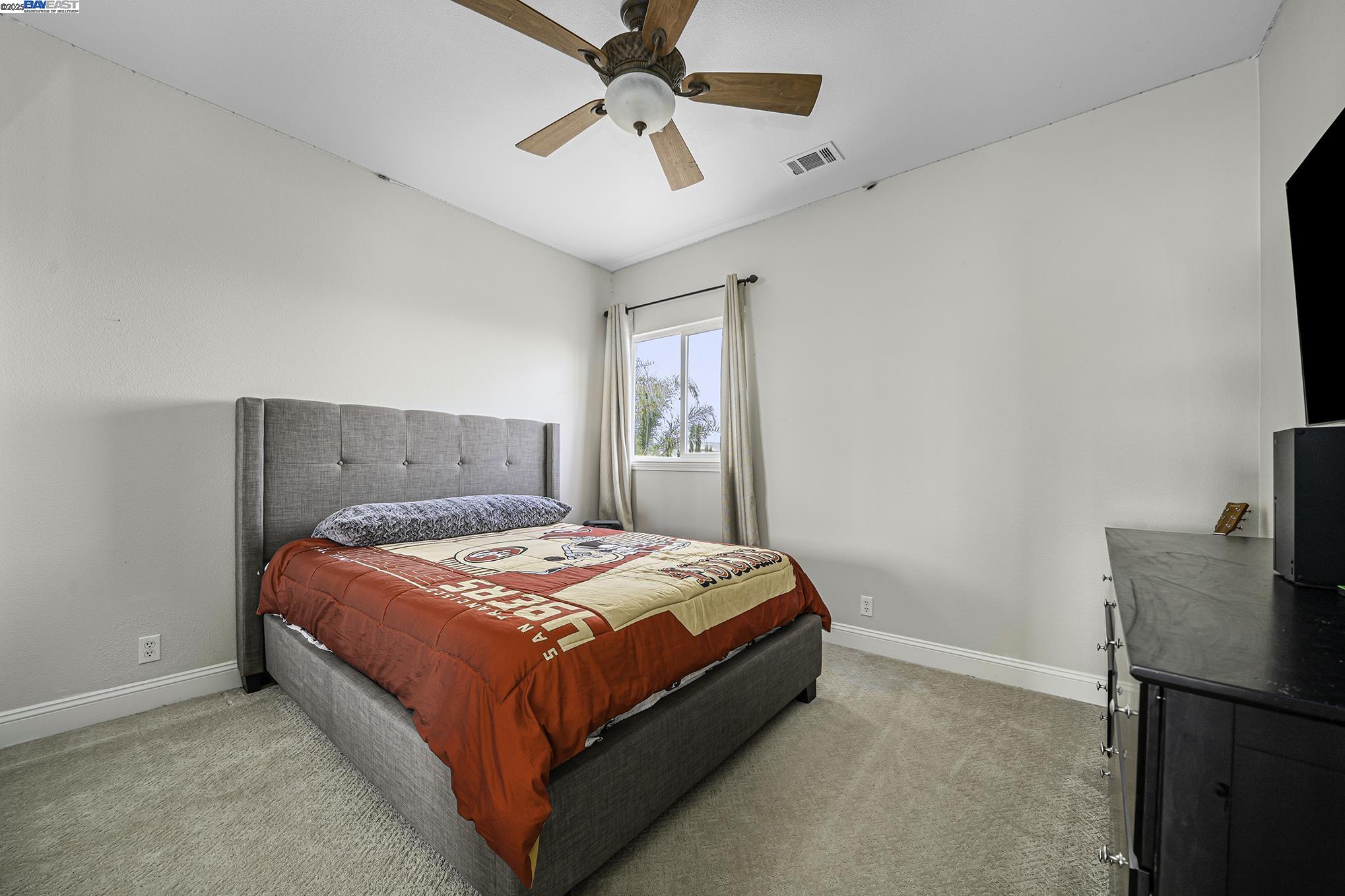 4892 South Pt