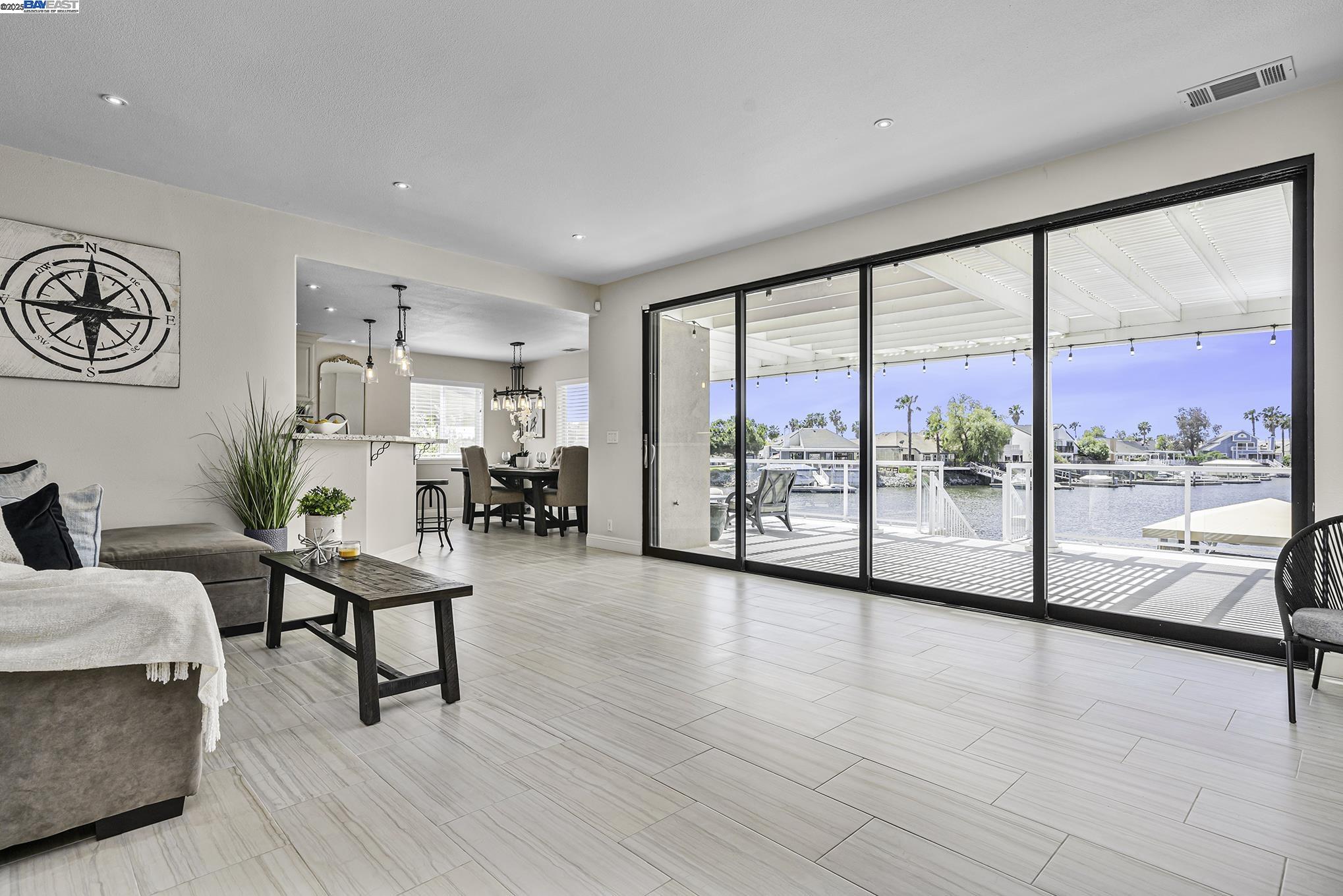4892 South Pt