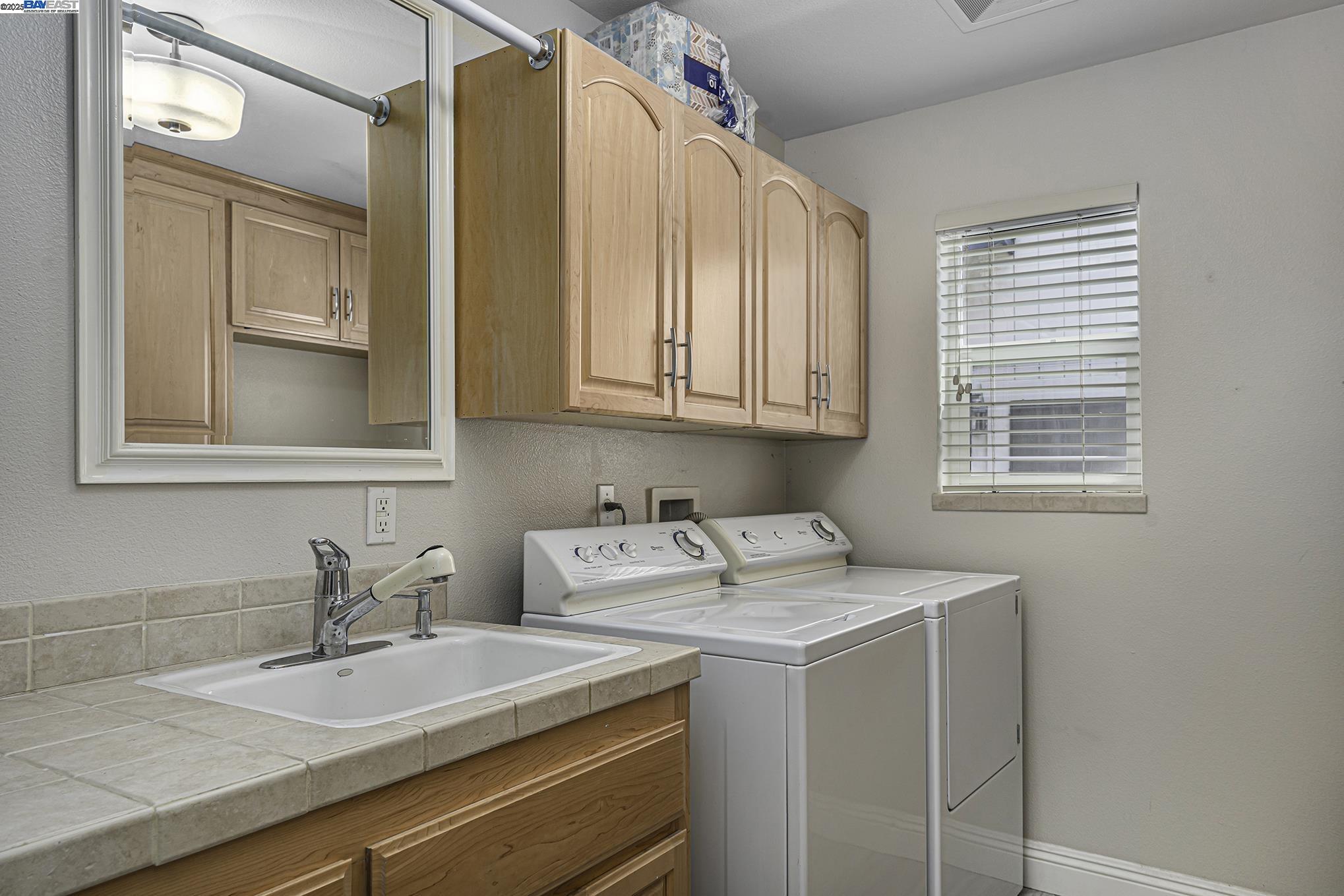 4892 South Pt