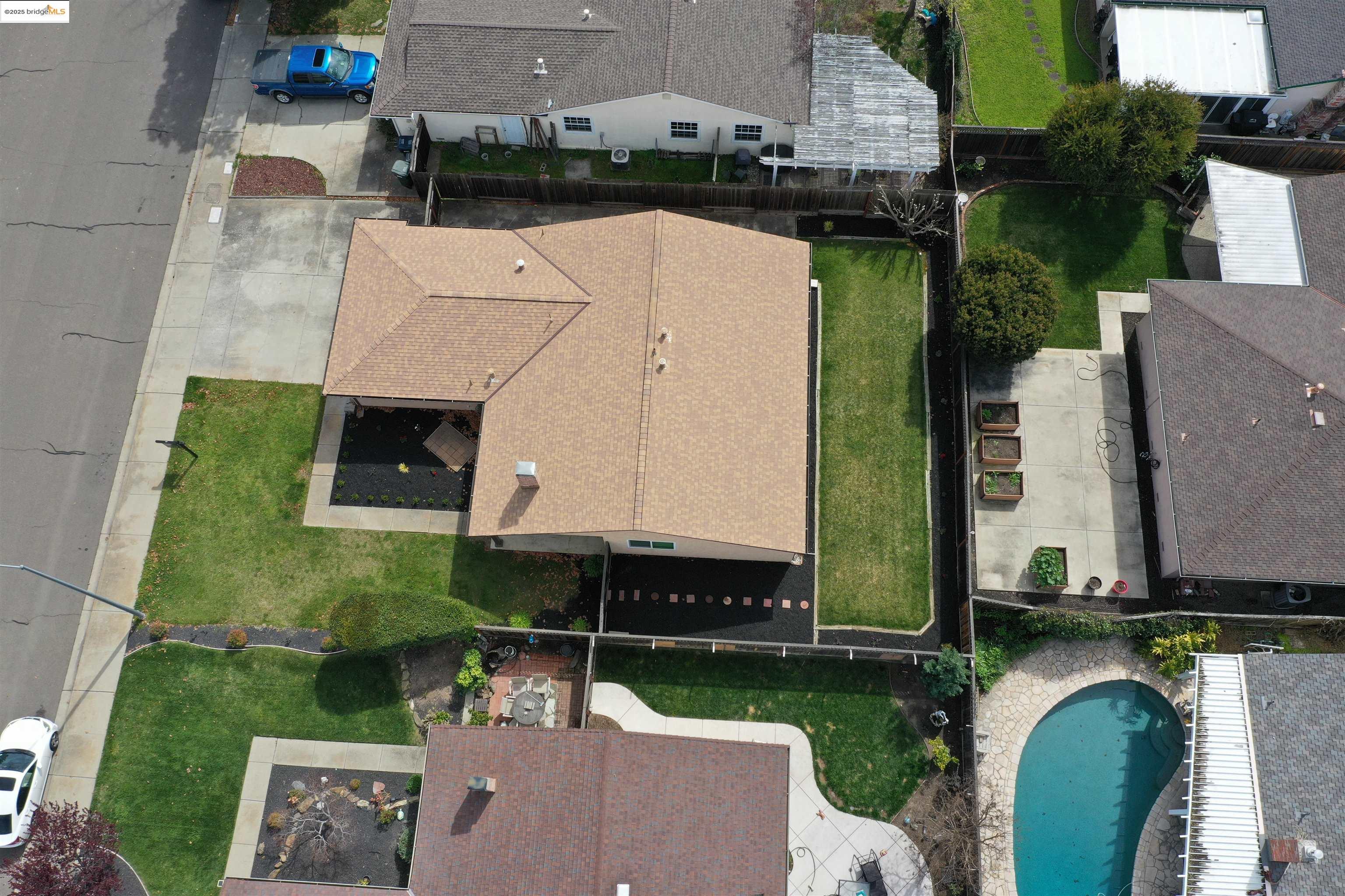 557 Debra St