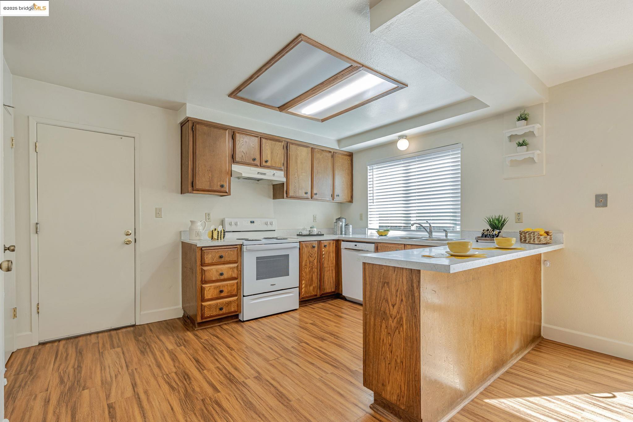 557 Debra St