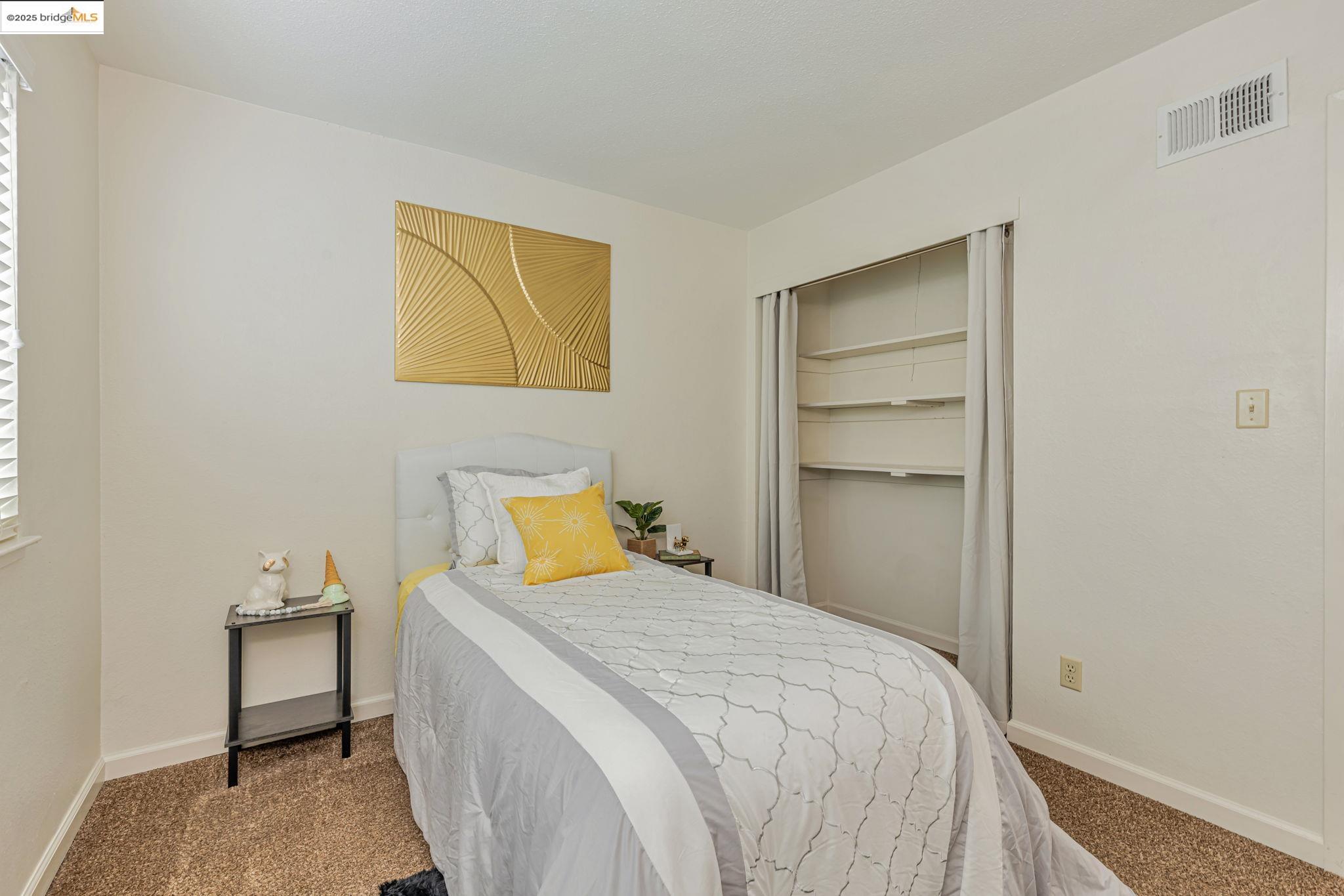 557 Debra St