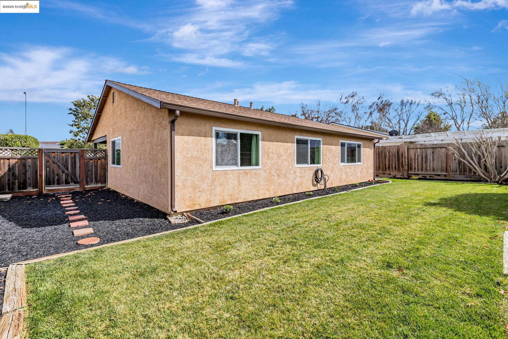 557 Debra St