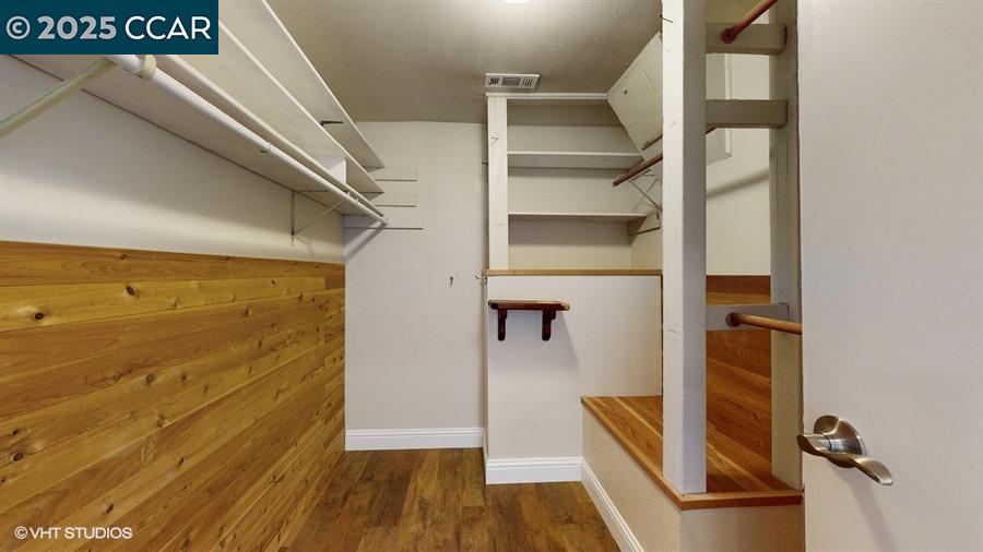 109 Toyon Ct