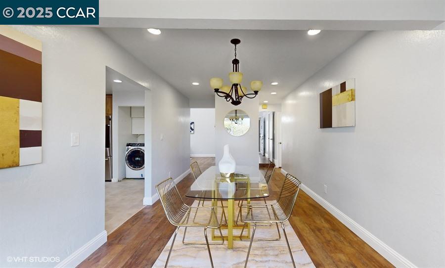 109 Toyon Ct