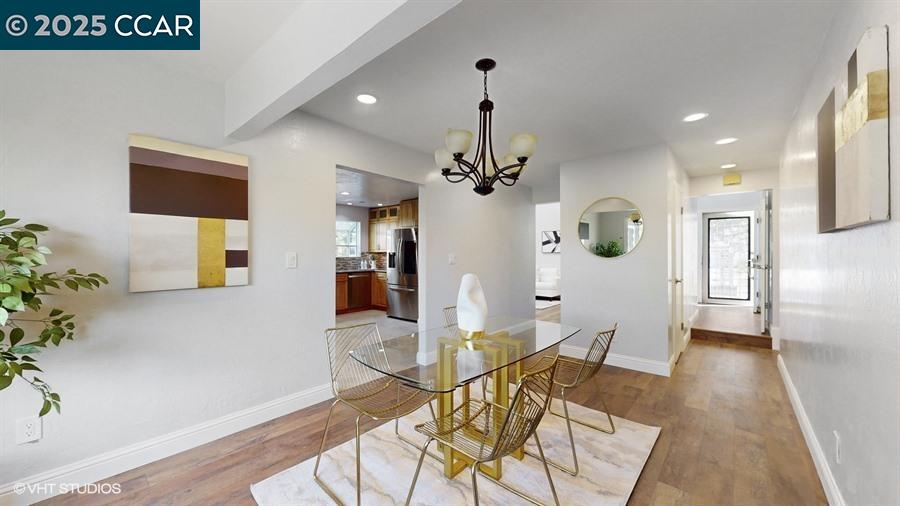 109 Toyon Ct