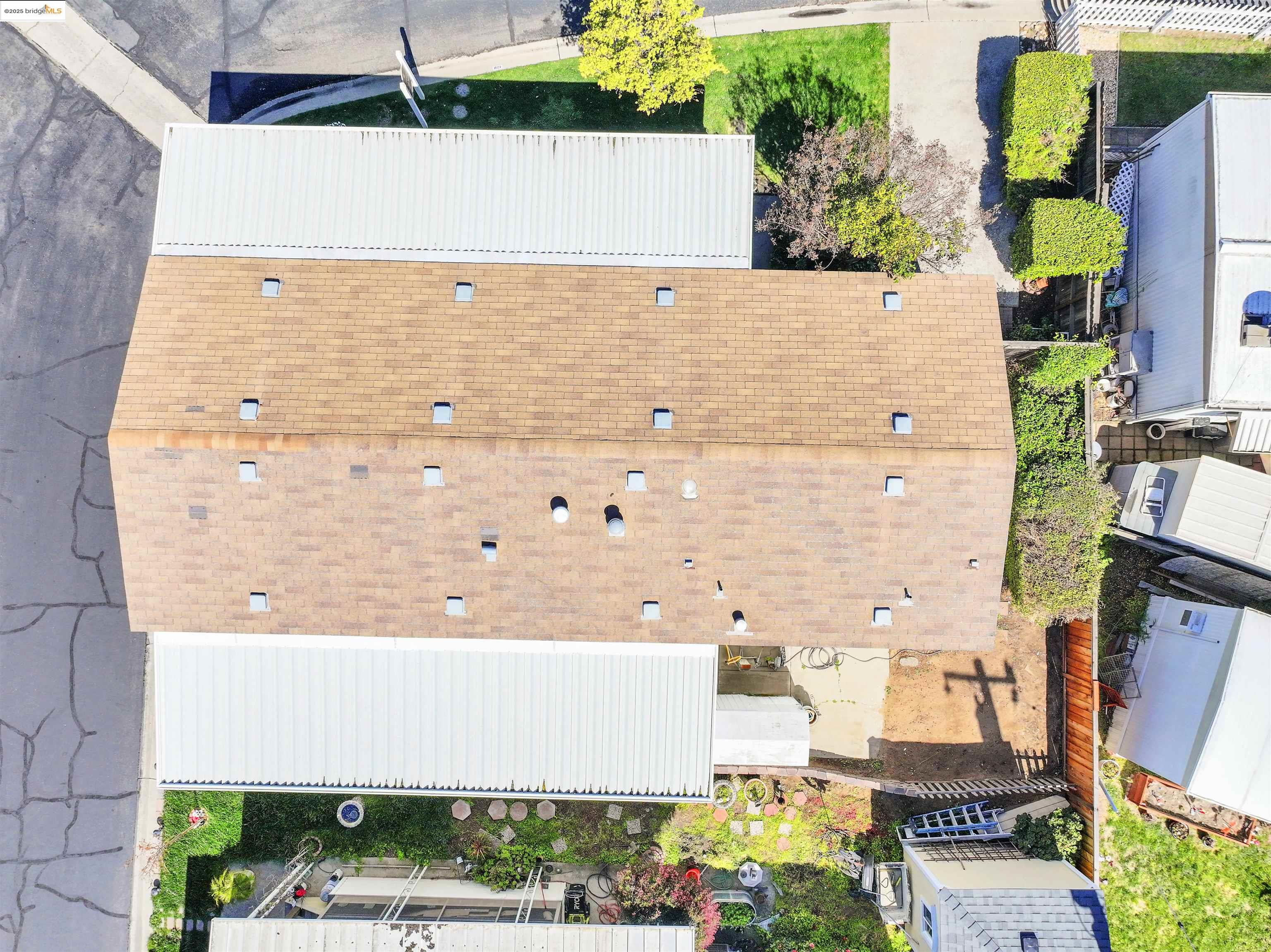 108 Zartop St