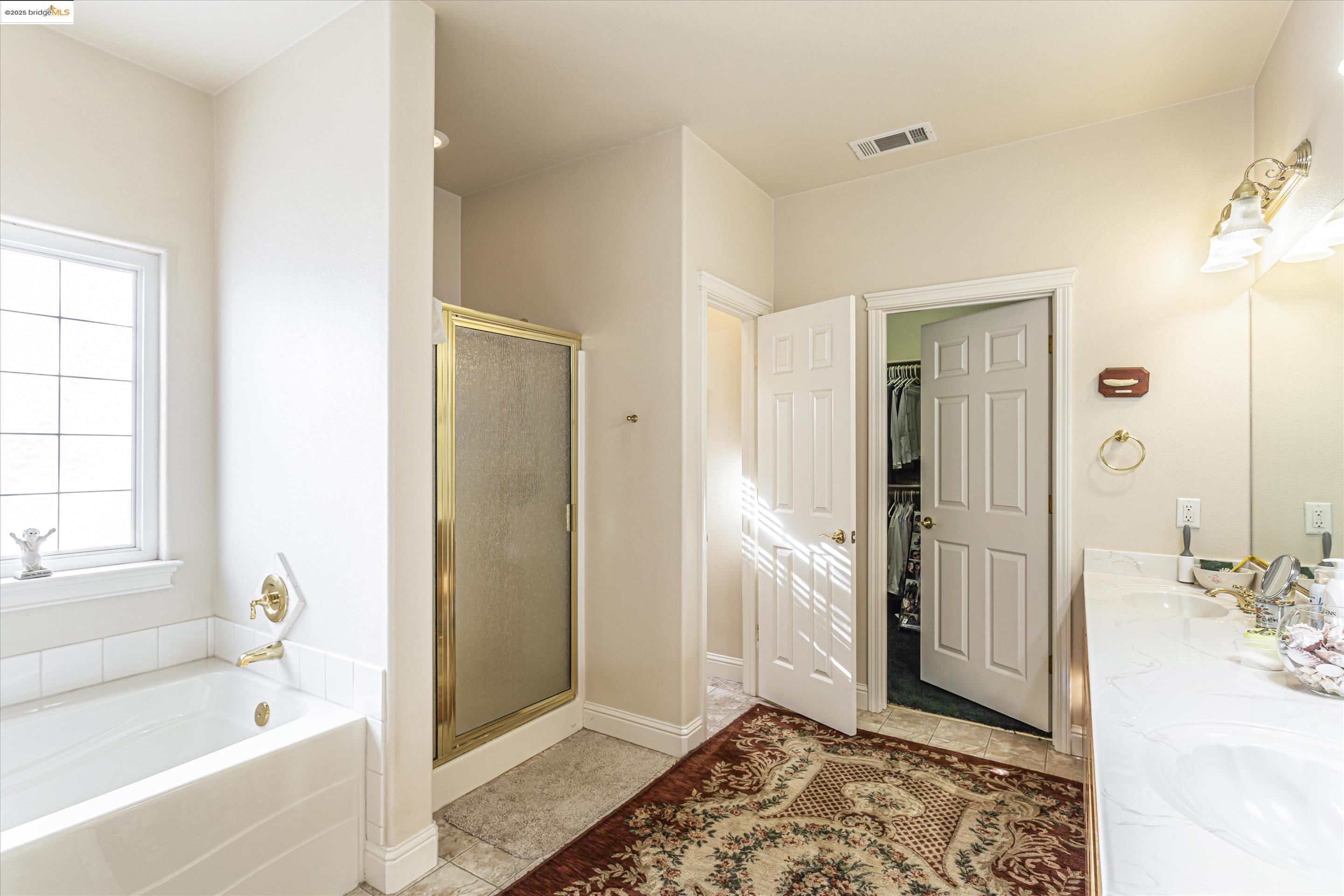 8585 Whispering Oaks Rd