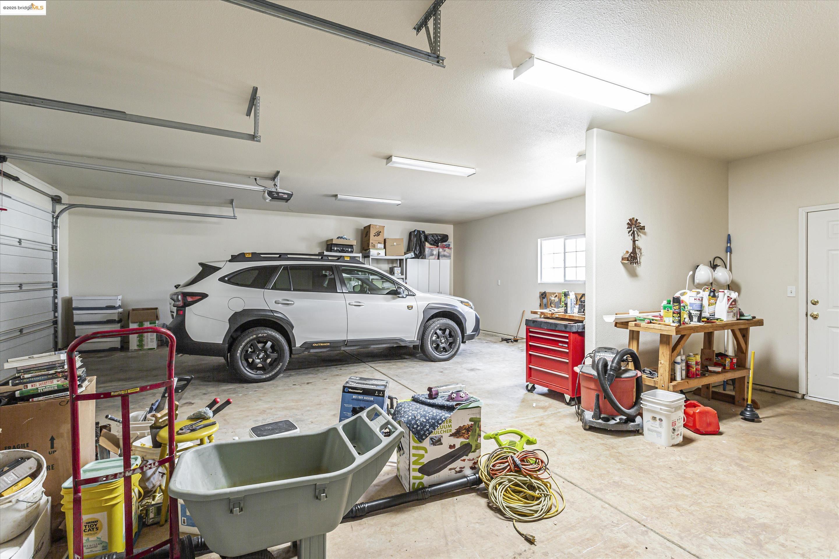 8585 Whispering Oaks Rd
