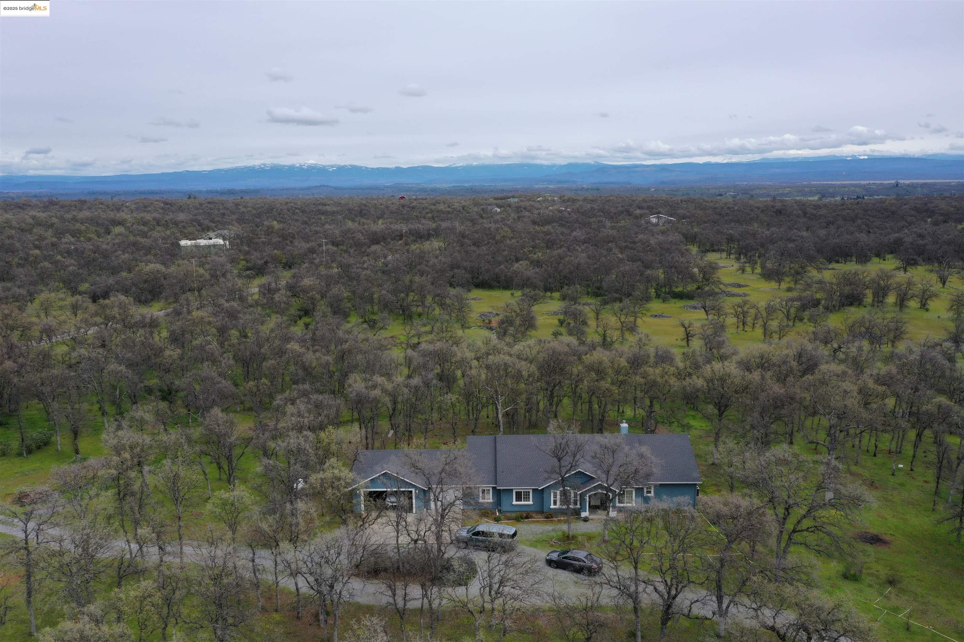 8585 Whispering Oaks Rd