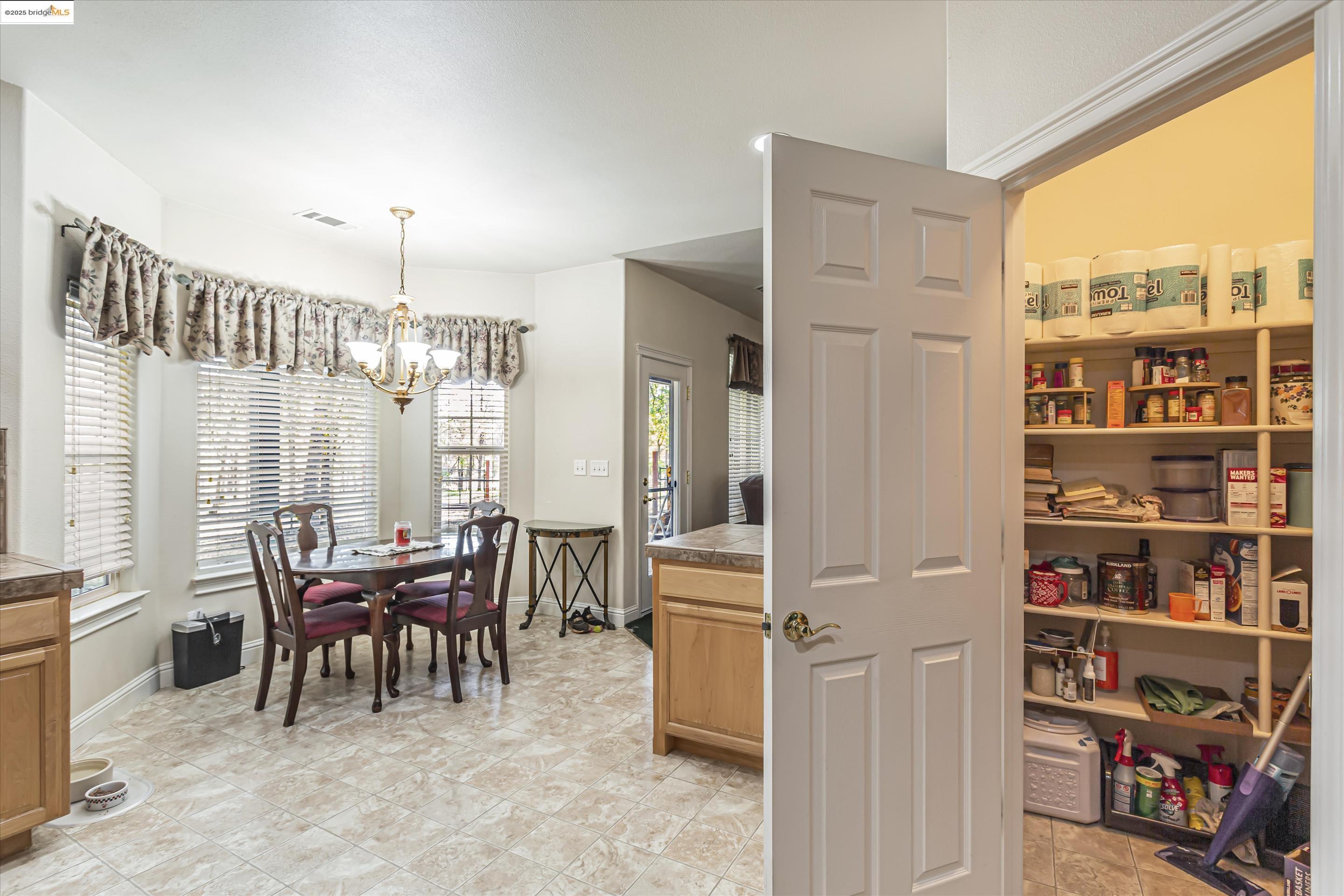 8585 Whispering Oaks Rd