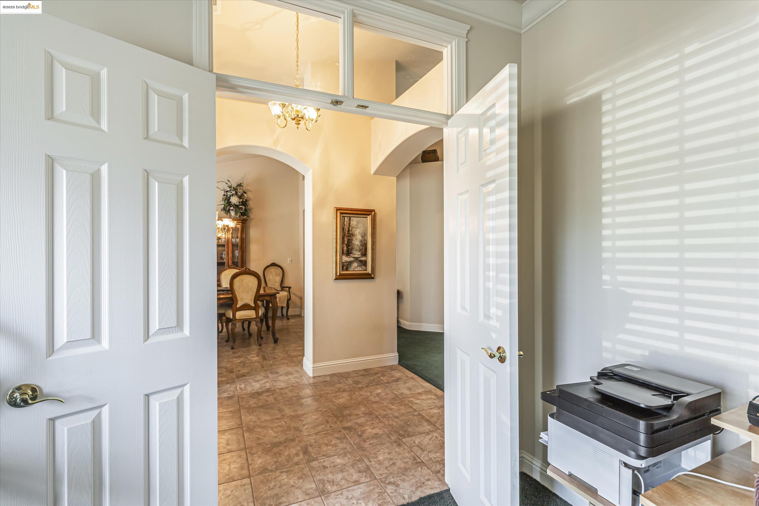 8585 Whispering Oaks Rd
