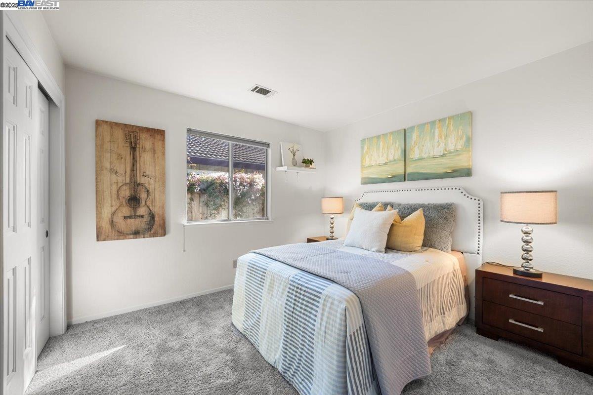 233 Oak View Ln
