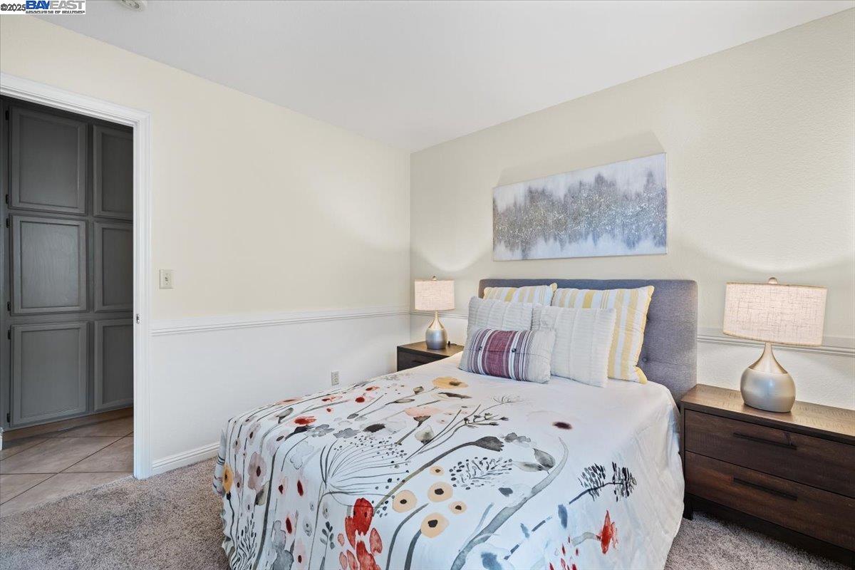 233 Oak View Ln