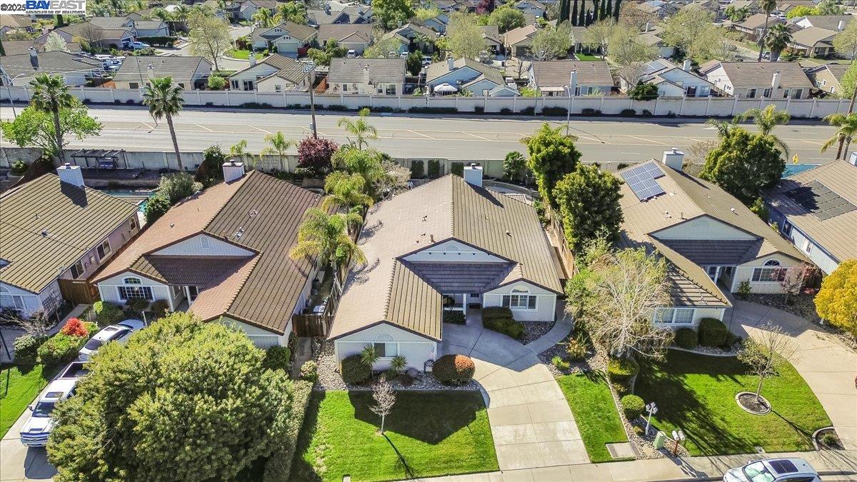 233 Oak View Ln