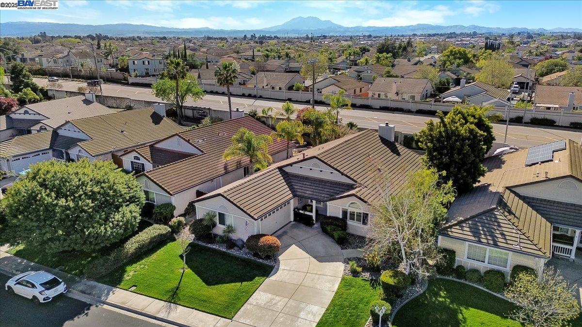 233 Oak View Ln