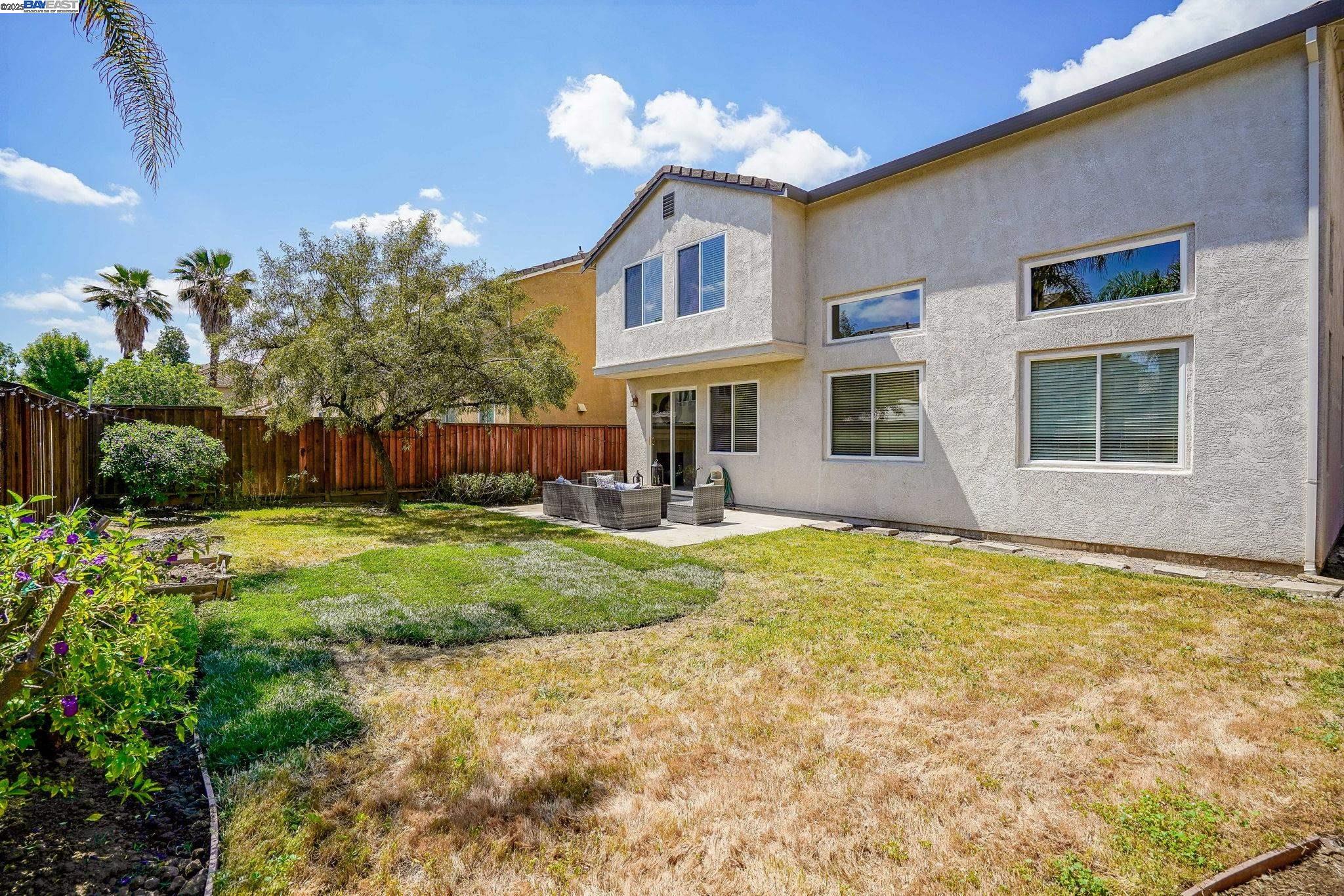 2451 Aberdeen Ln
