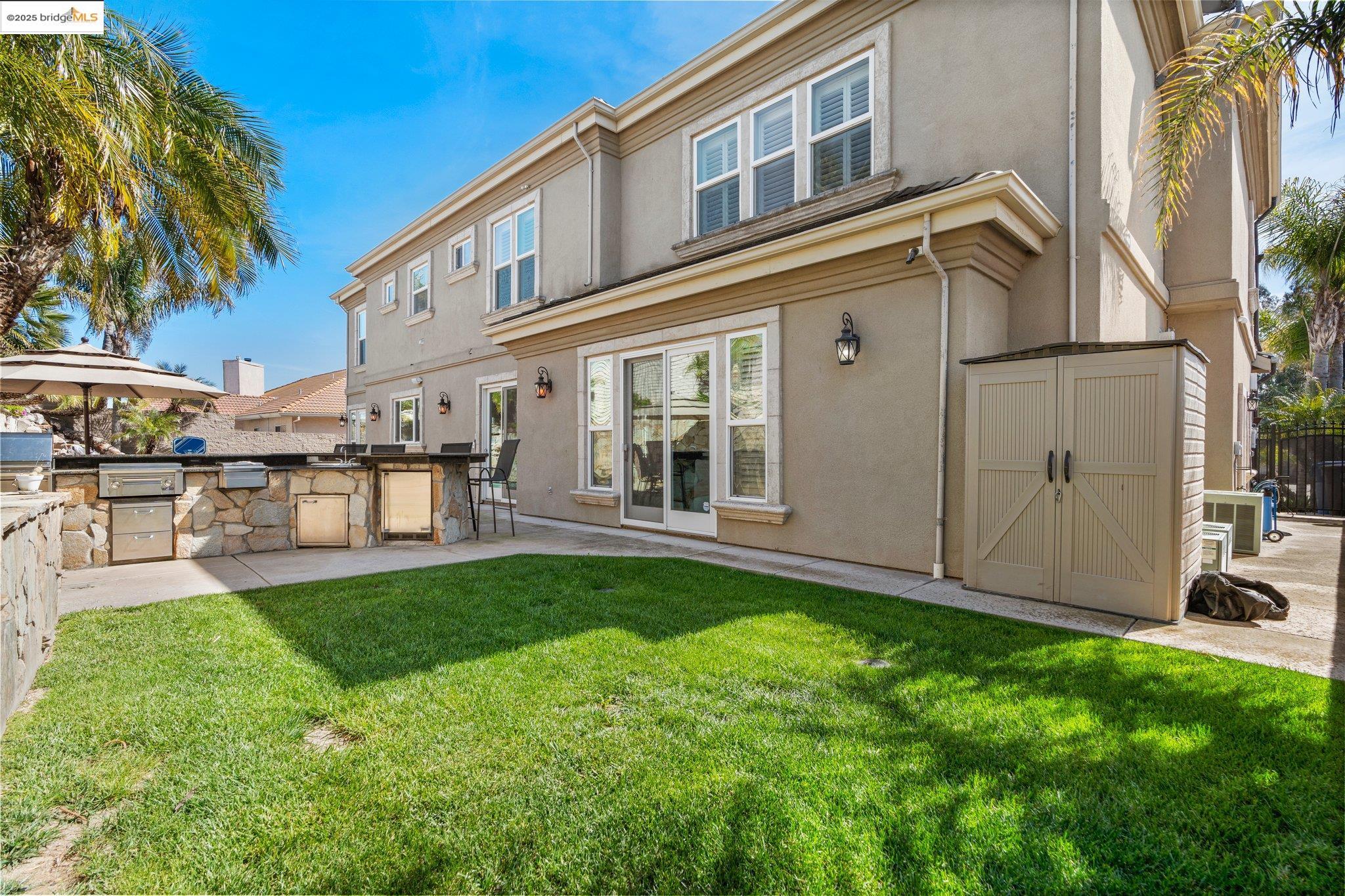5577 Edgeview Dr