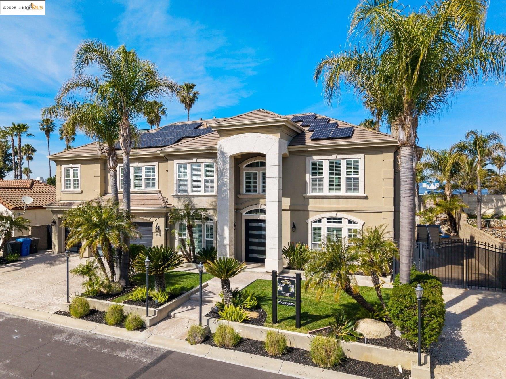 5577 Edgeview Dr