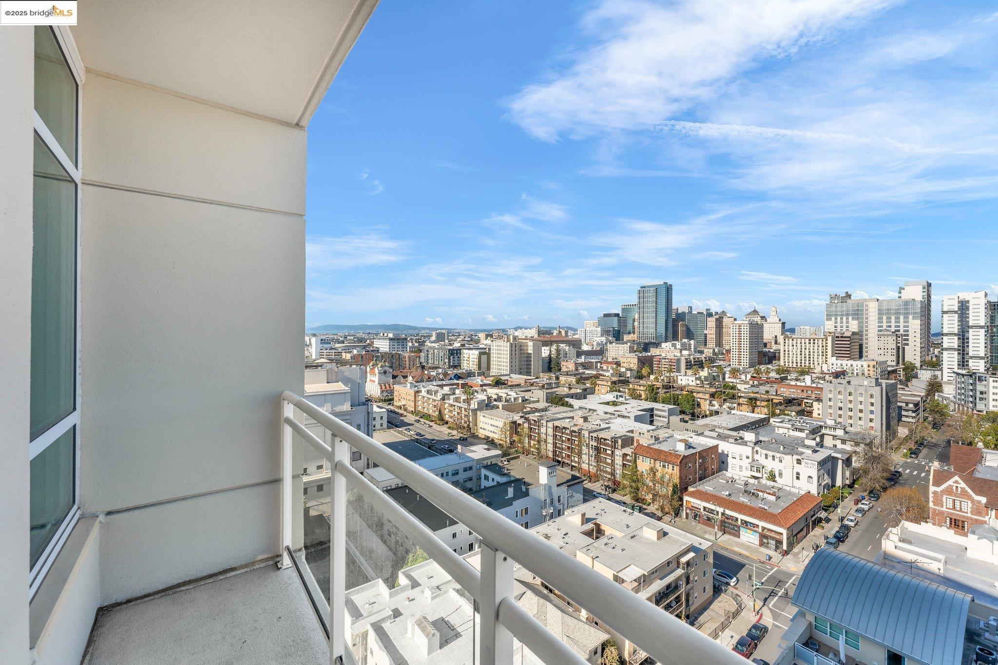 1 Lakeside Dr # 1803