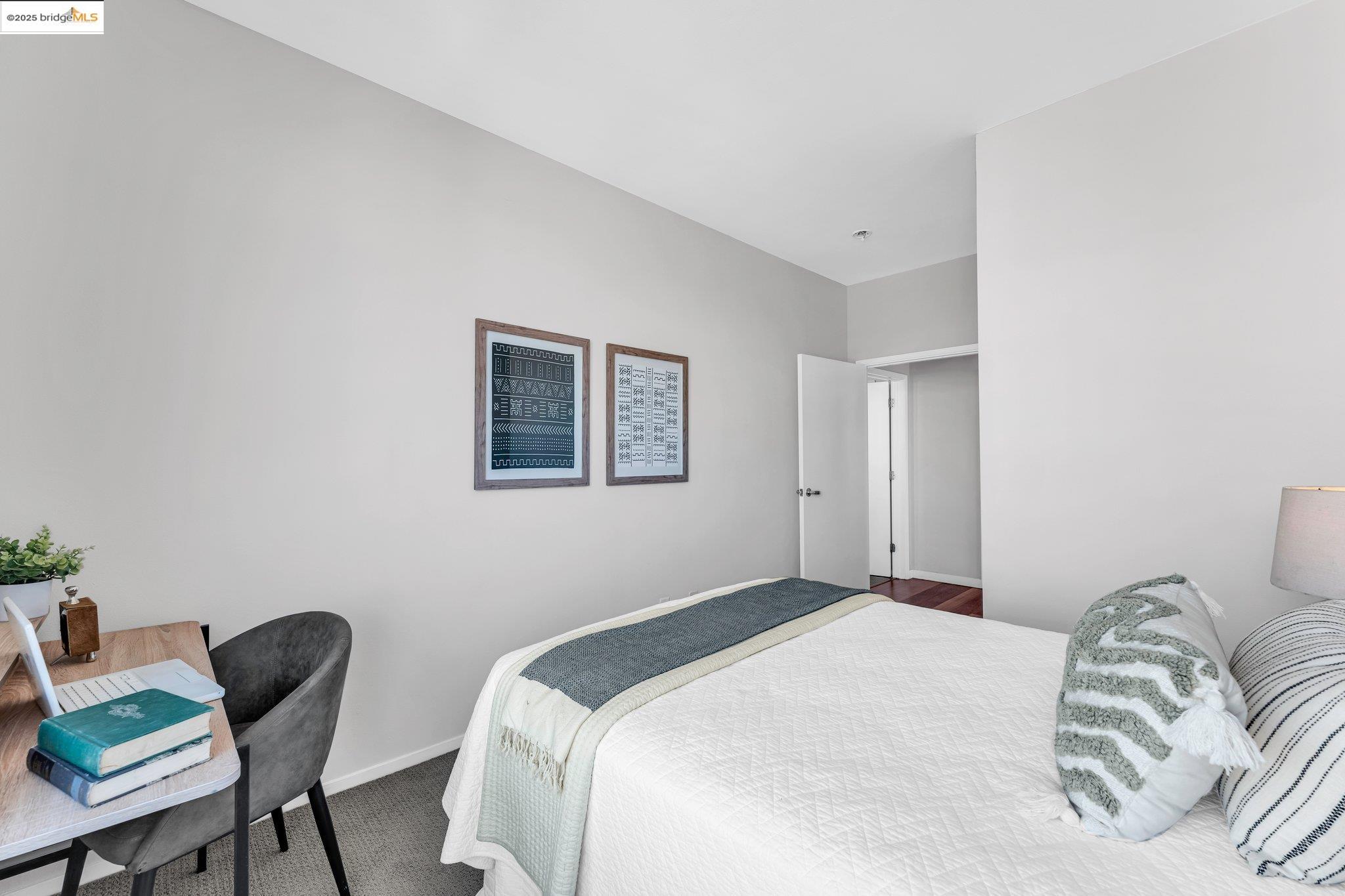 1 Lakeside Dr # 1803
