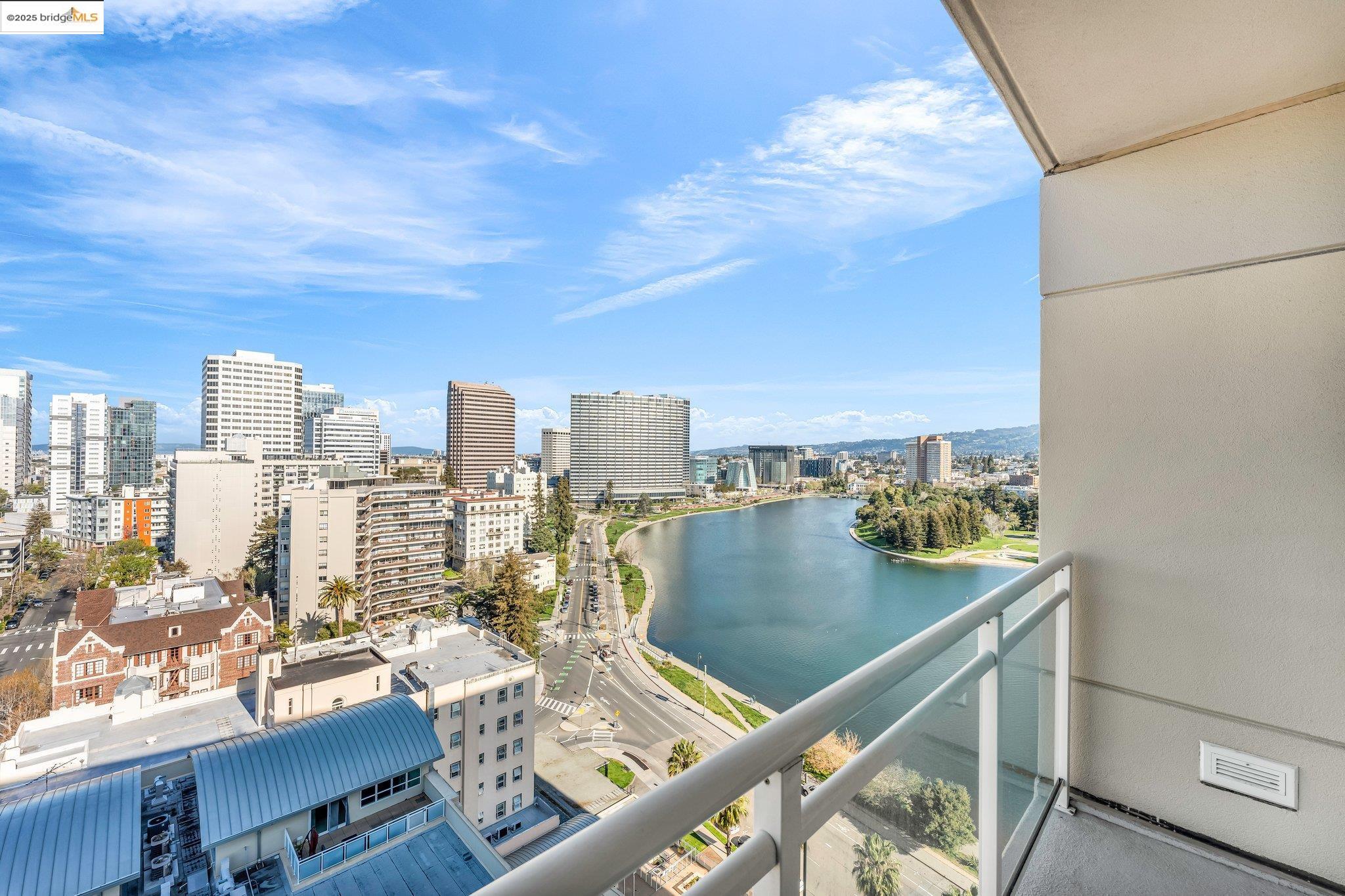 1 Lakeside Dr # 1803
