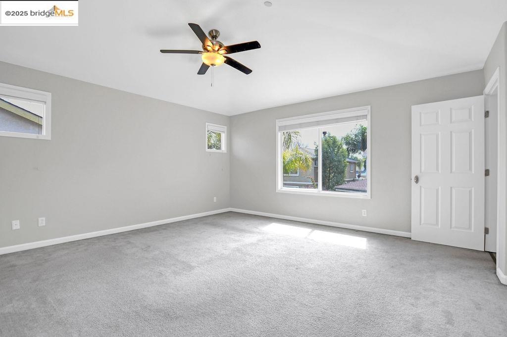 908 Sawyer Way