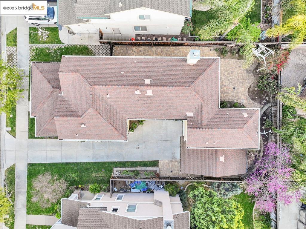 908 Sawyer Way