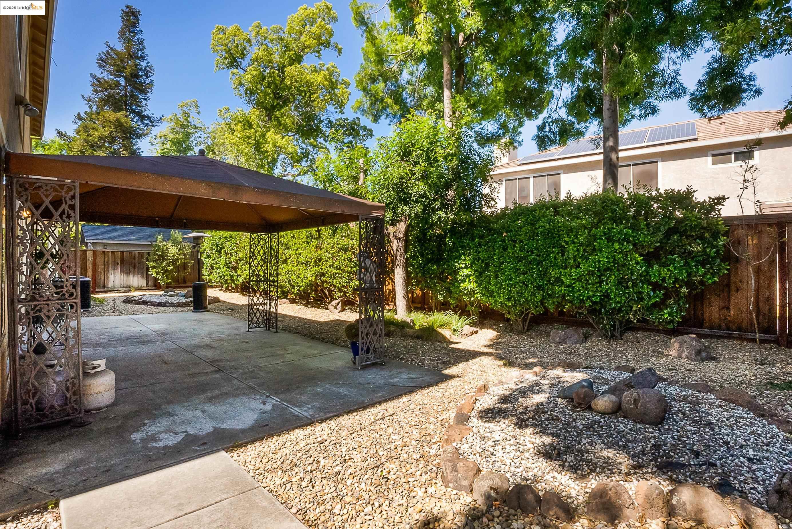 120 Weatherly Ct