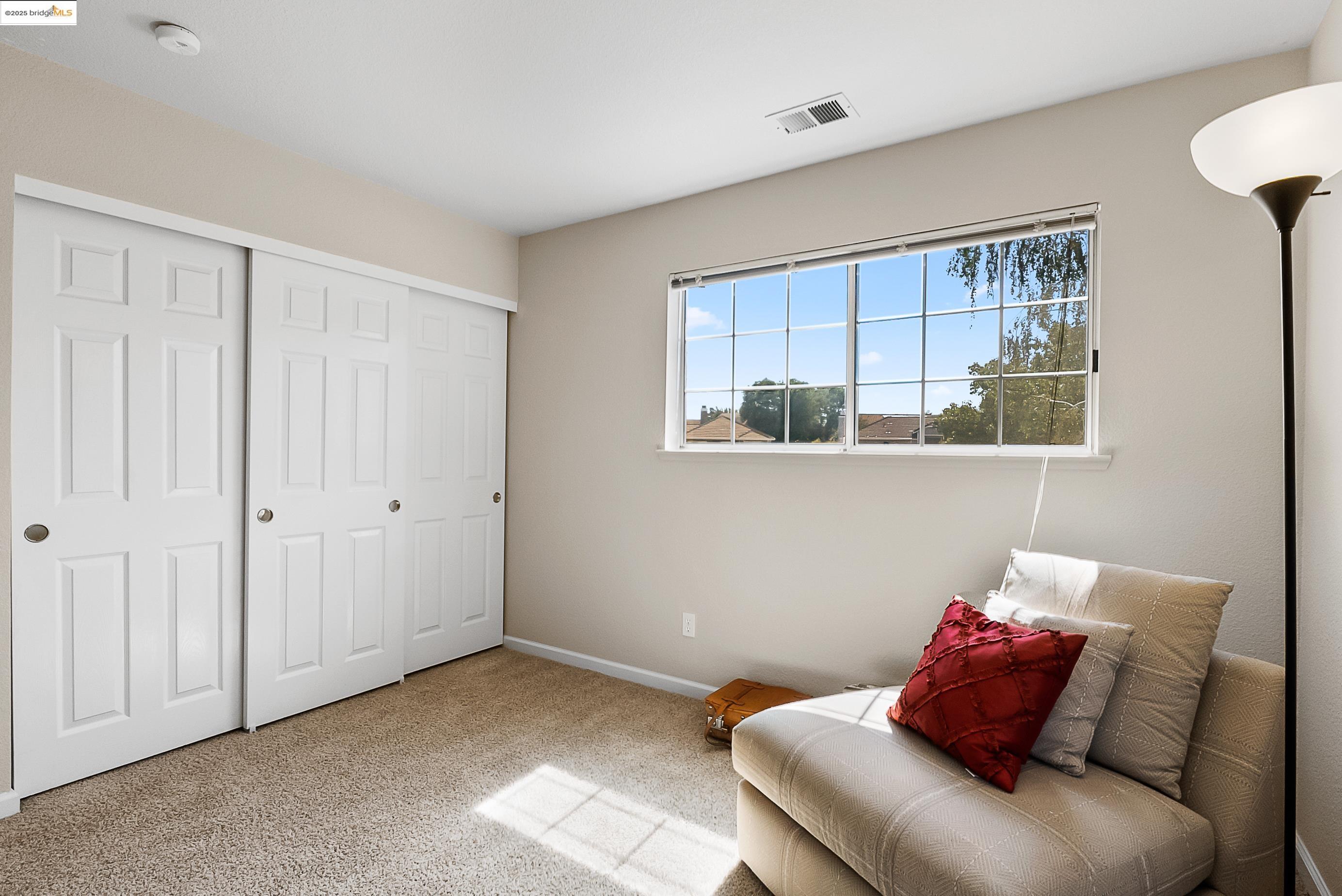 120 Weatherly Ct