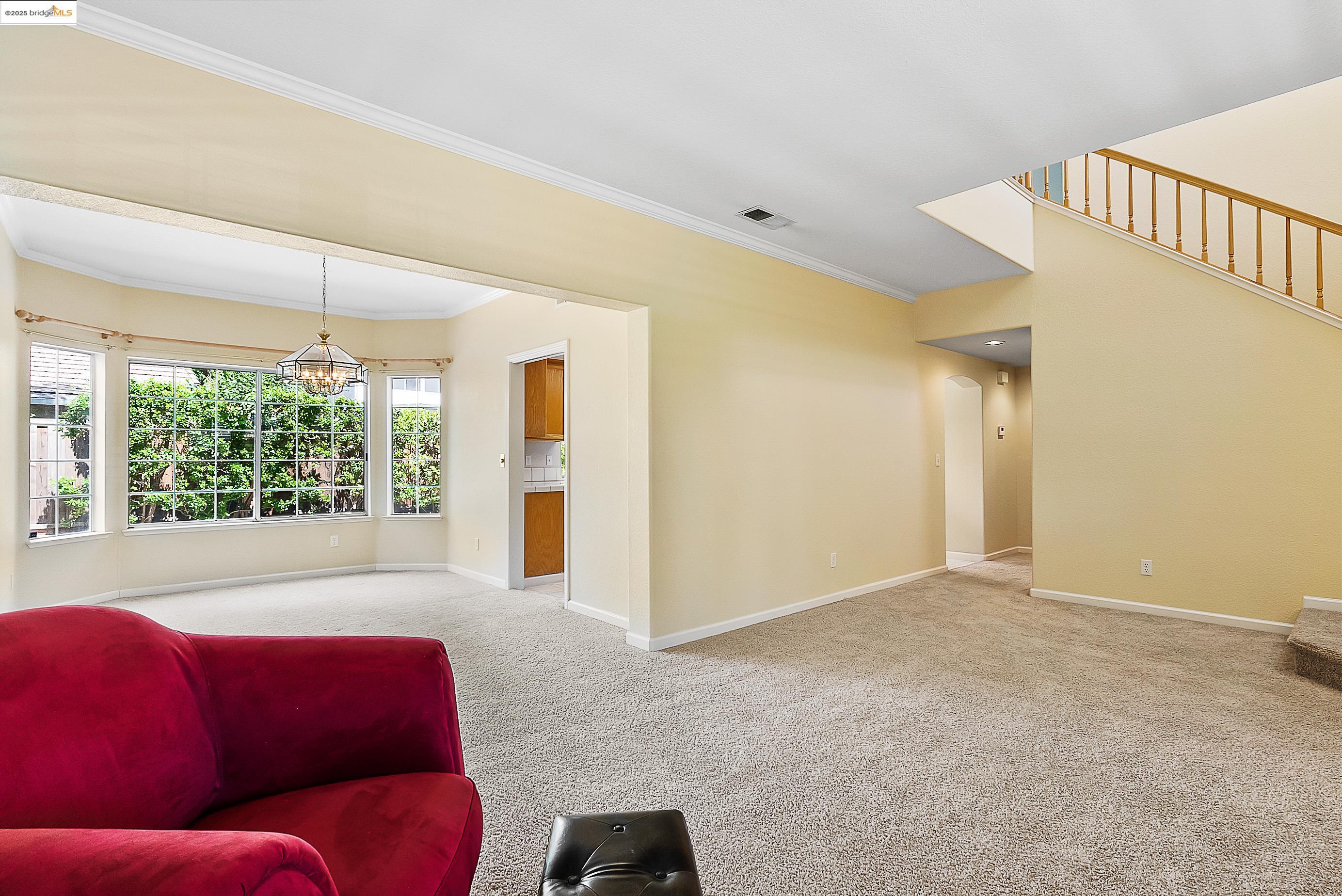 120 Weatherly Ct