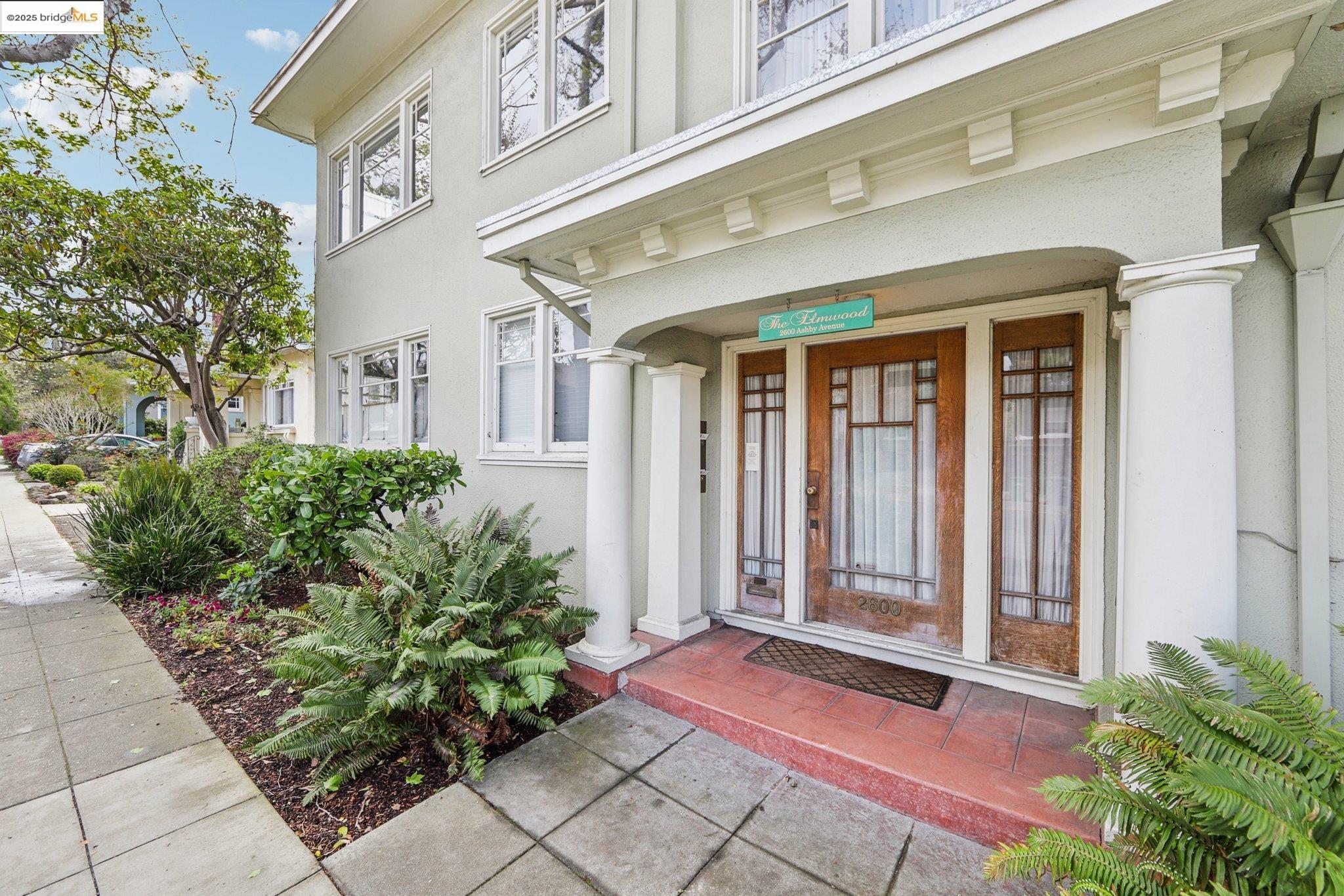 2600 Ashby Ave # 3
