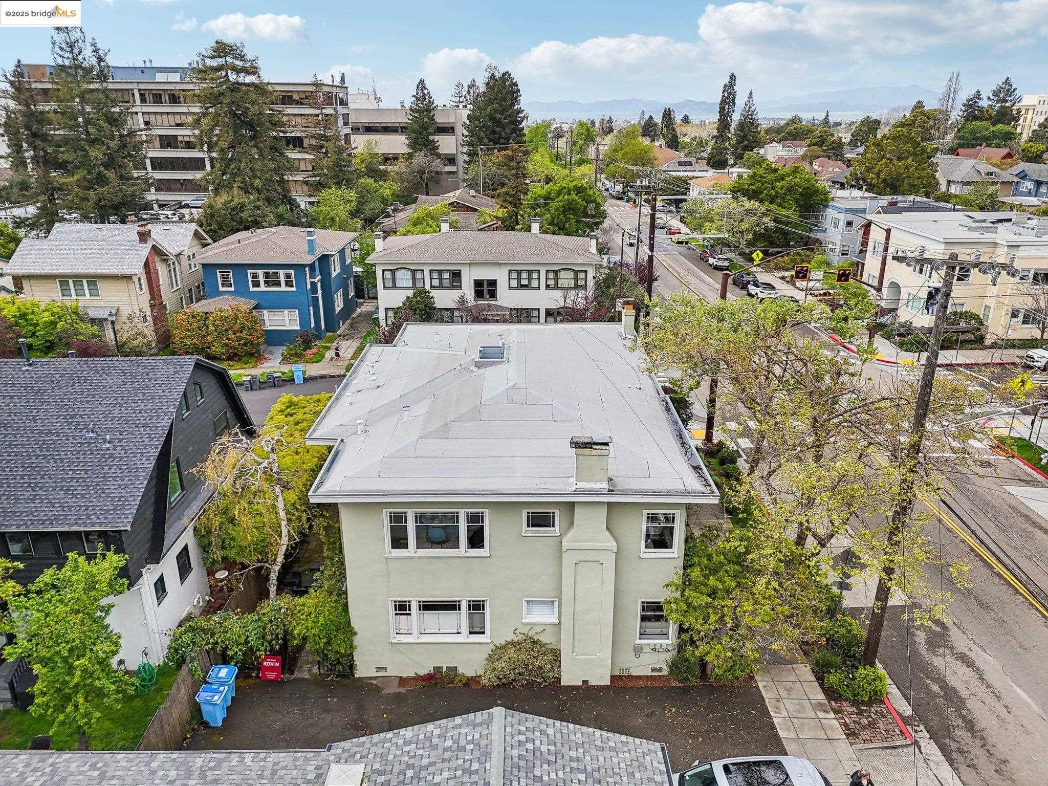 2600 Ashby Ave # 3