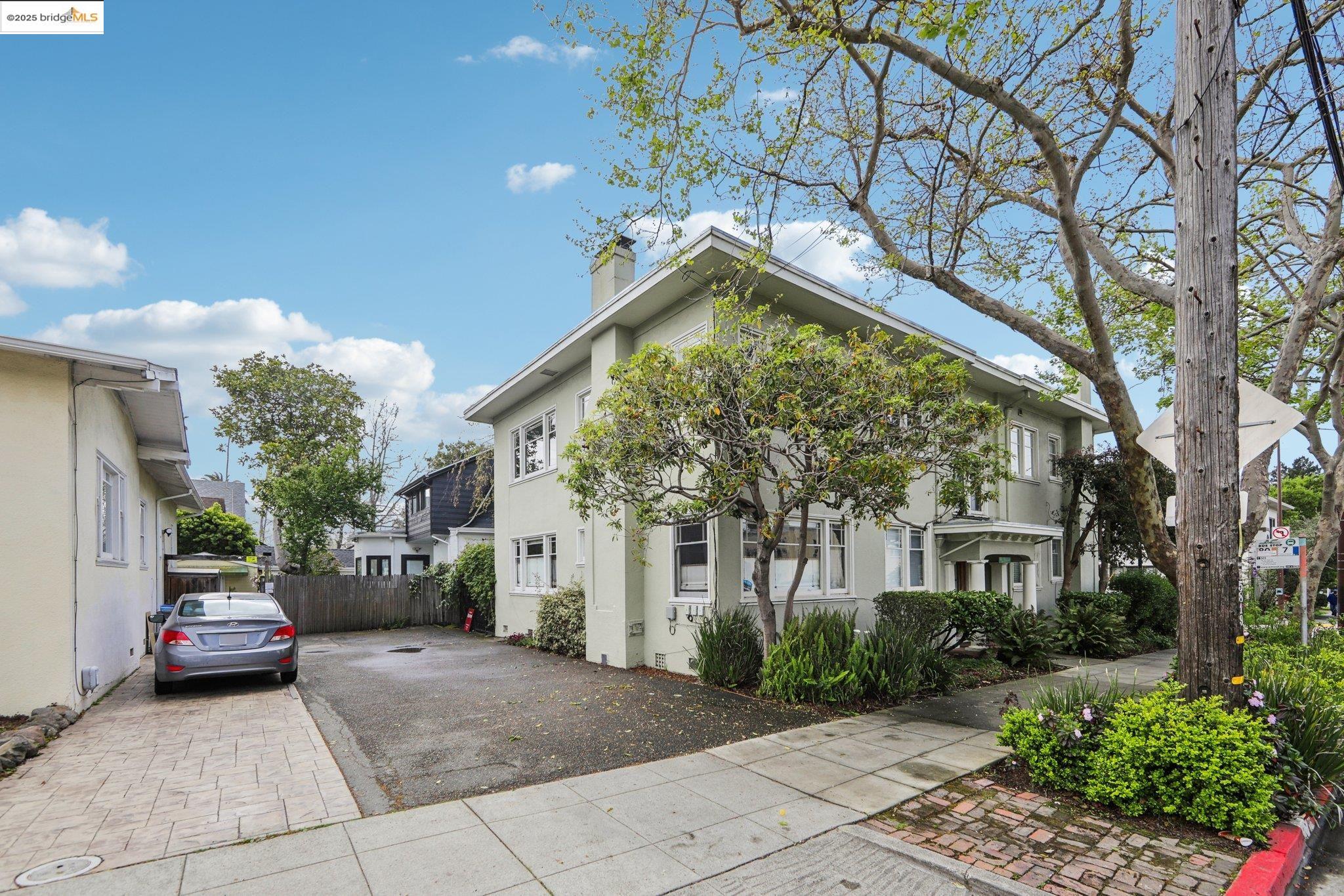2600 Ashby Ave # 3