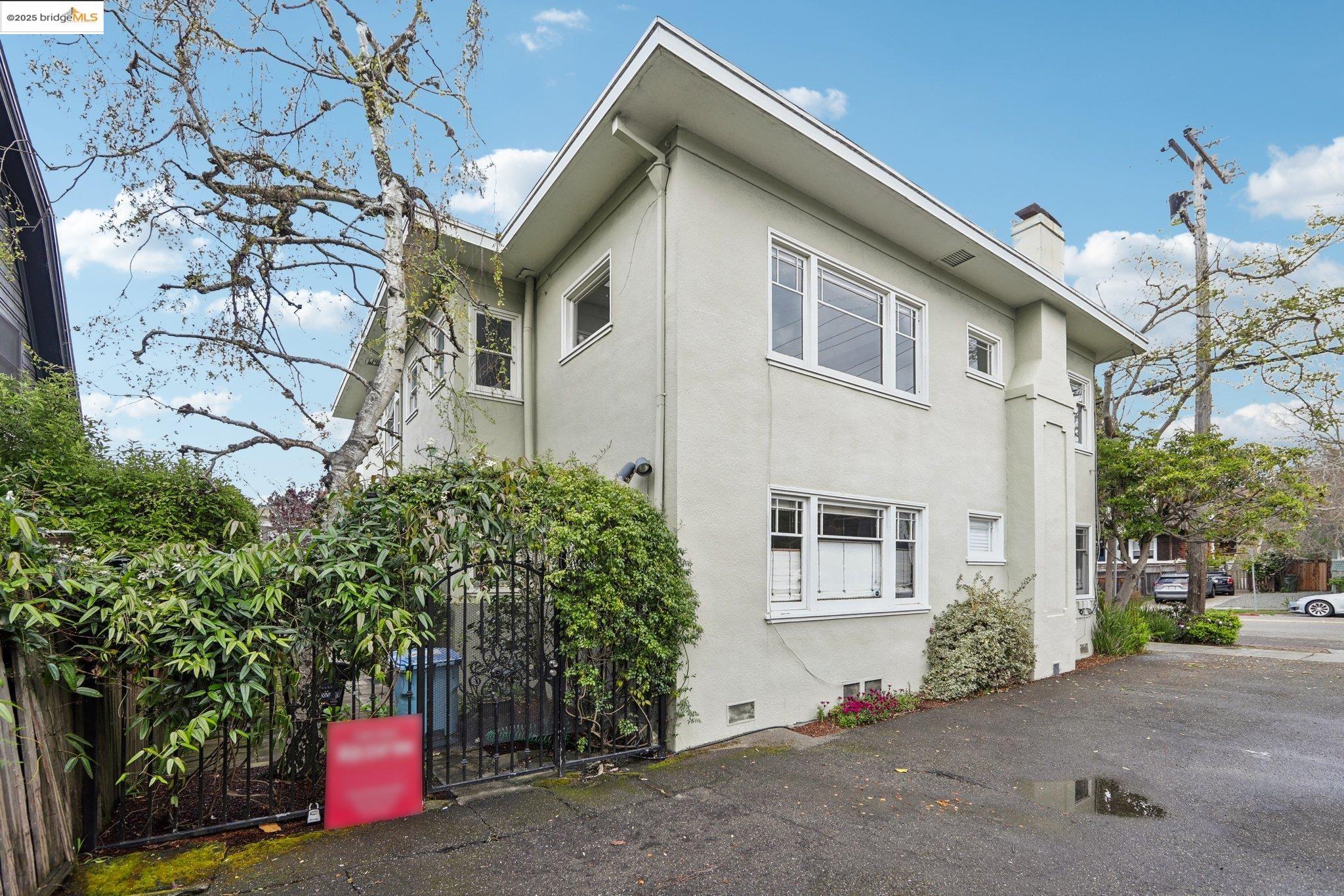 2600 Ashby Ave # 3