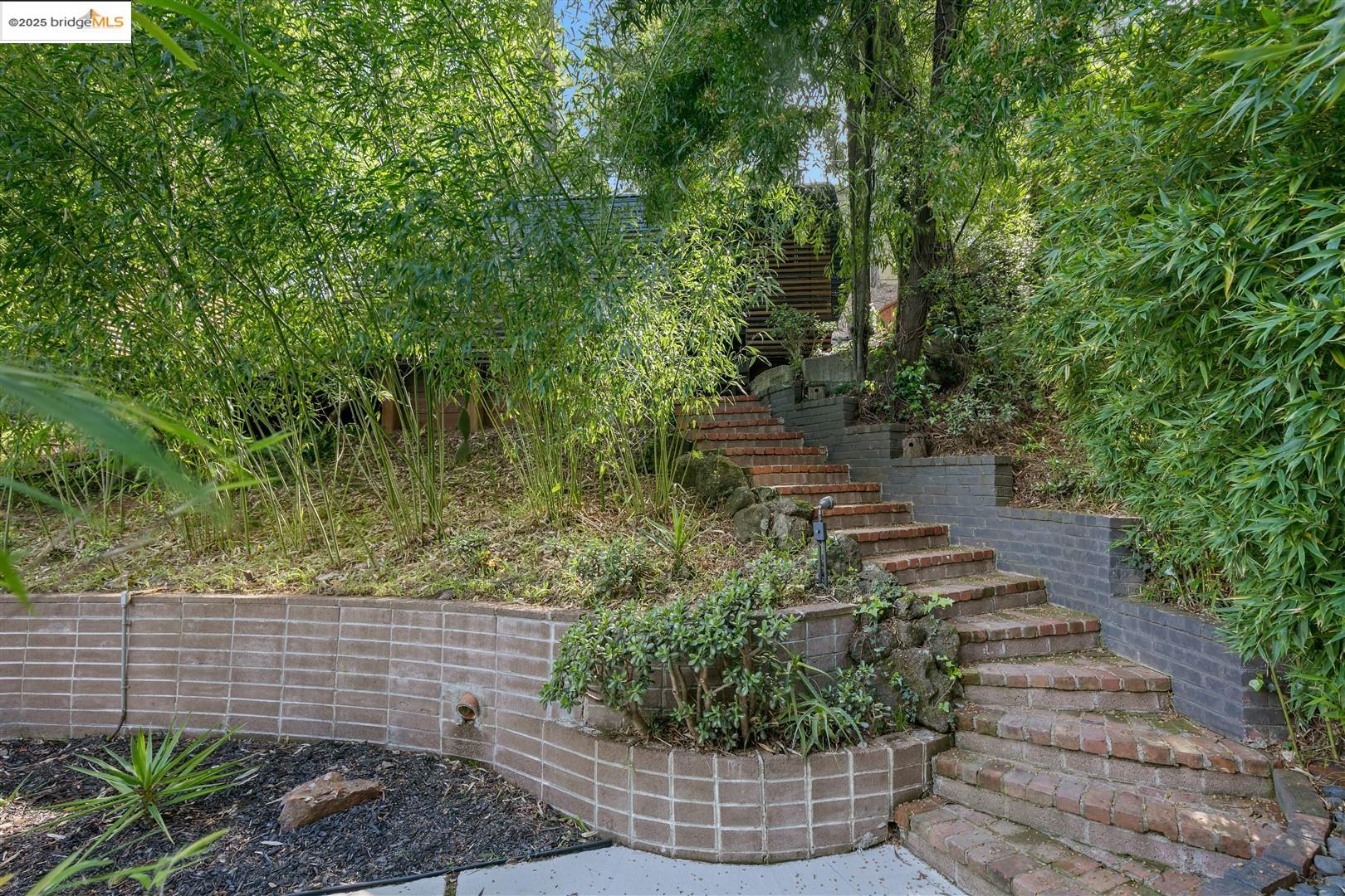 4523 Oak Hill Rd