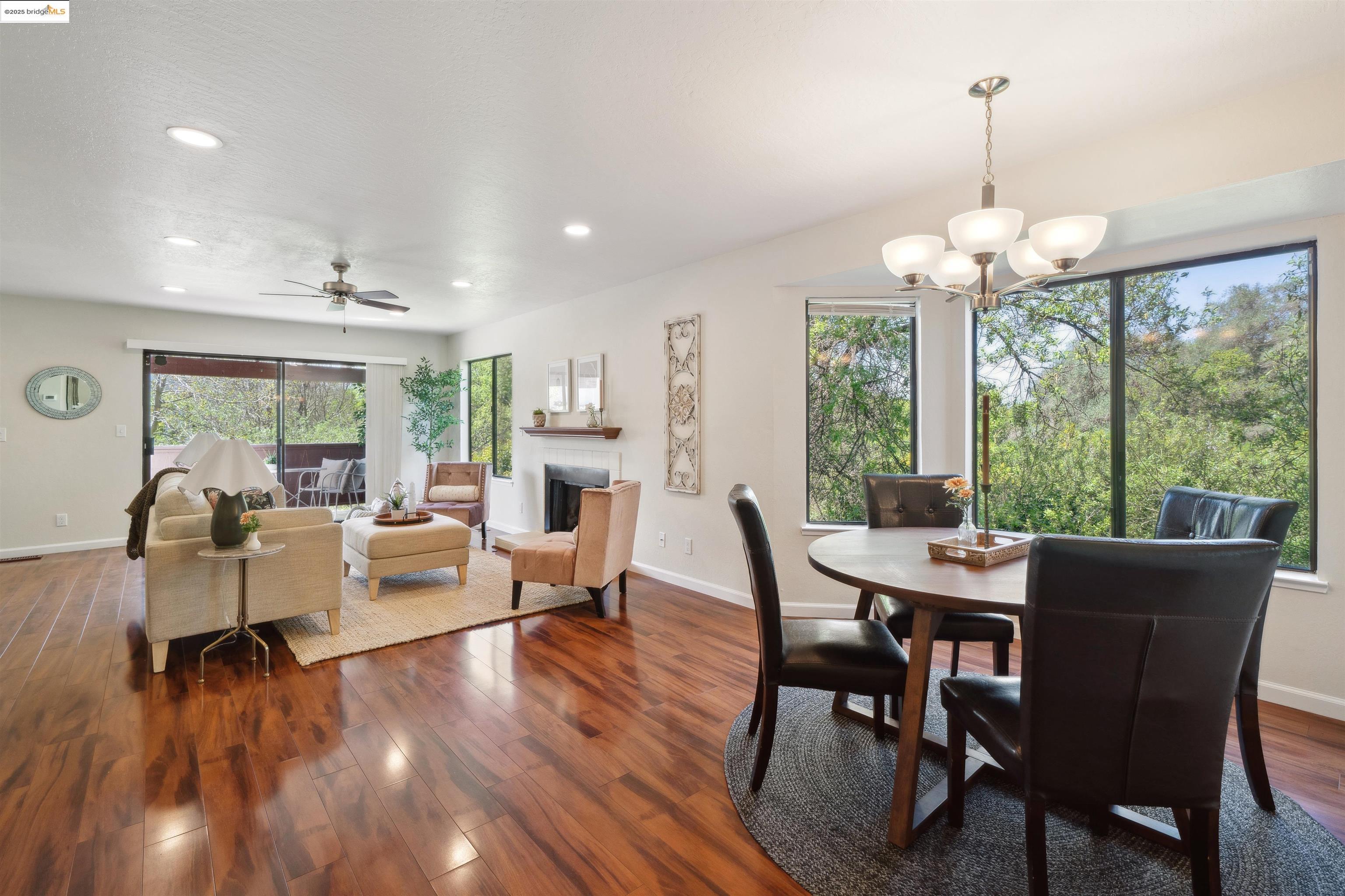 1706 Dalessi Dr