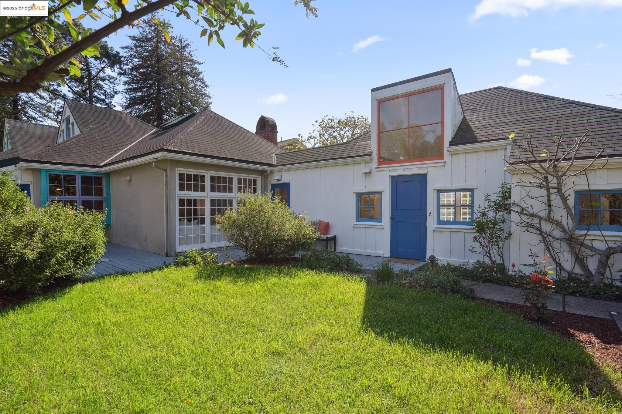 59 Parkside Dr