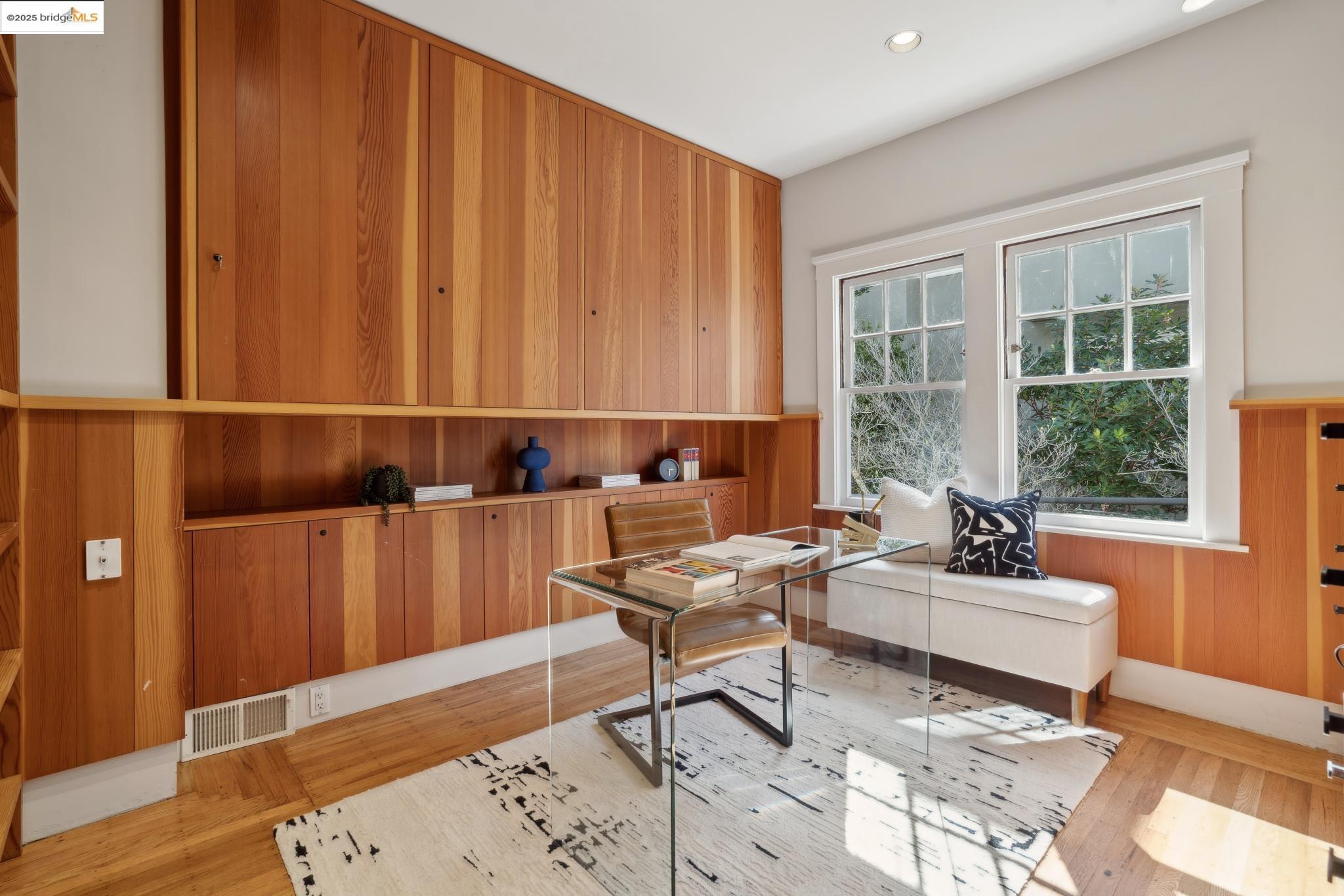 59 Parkside Dr