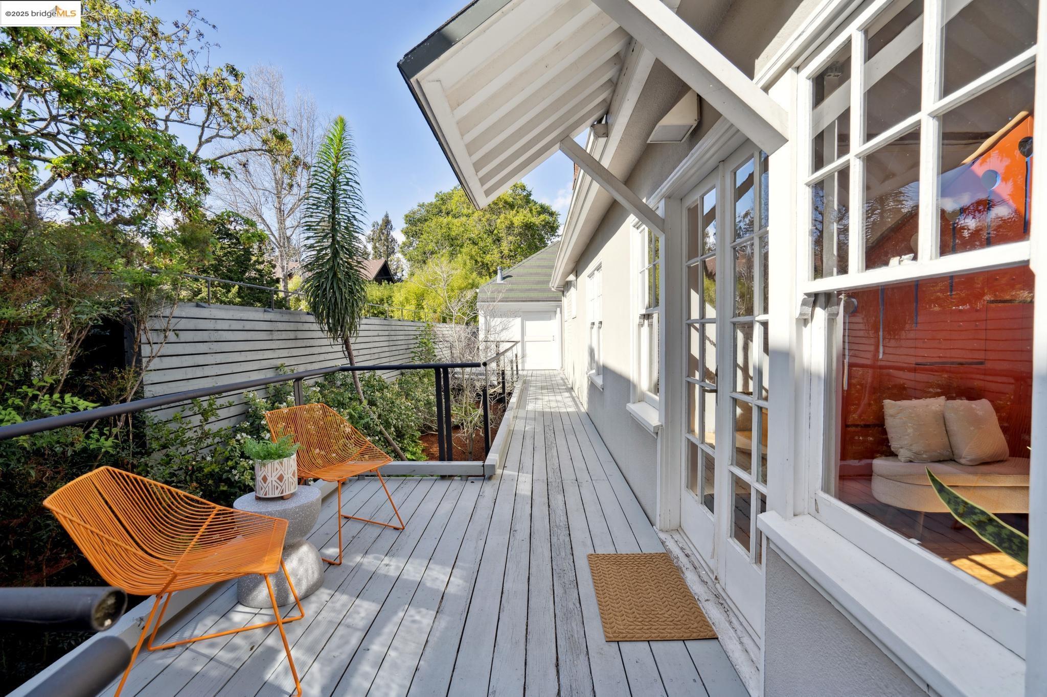 59 Parkside Dr