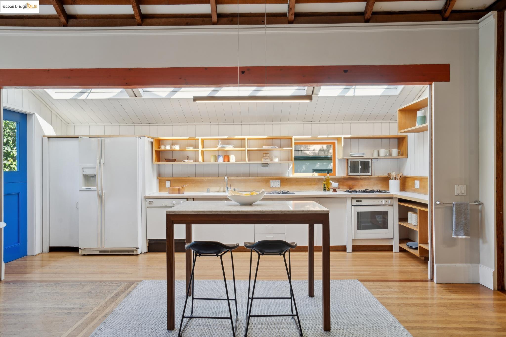 59 Parkside Dr