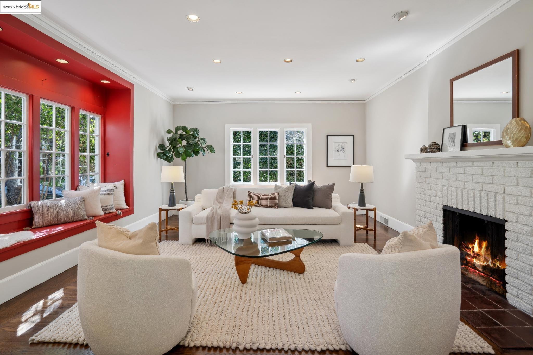 59 Parkside Dr