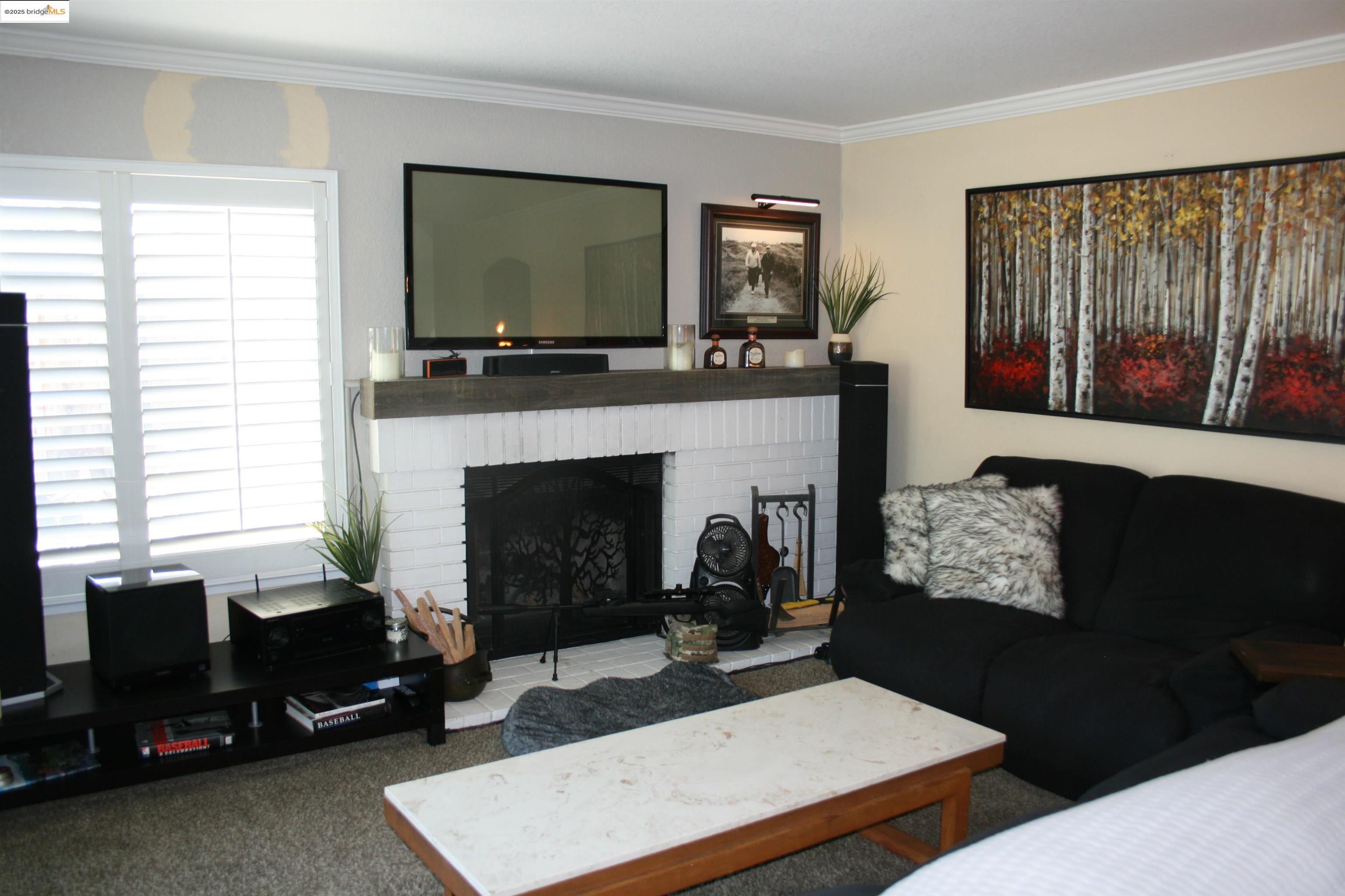 2070 Largo Ct
