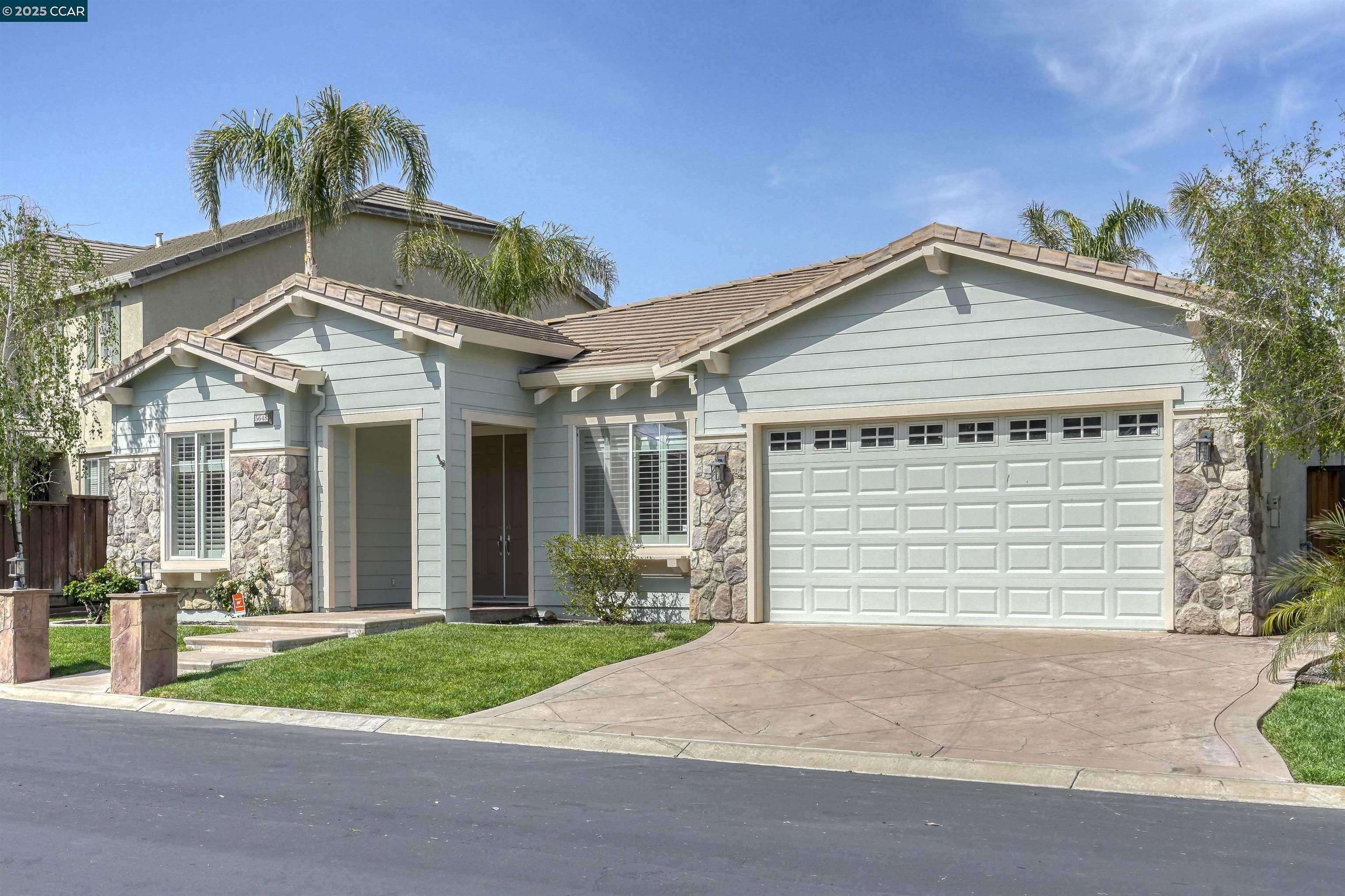 5648 Arcadia Cir