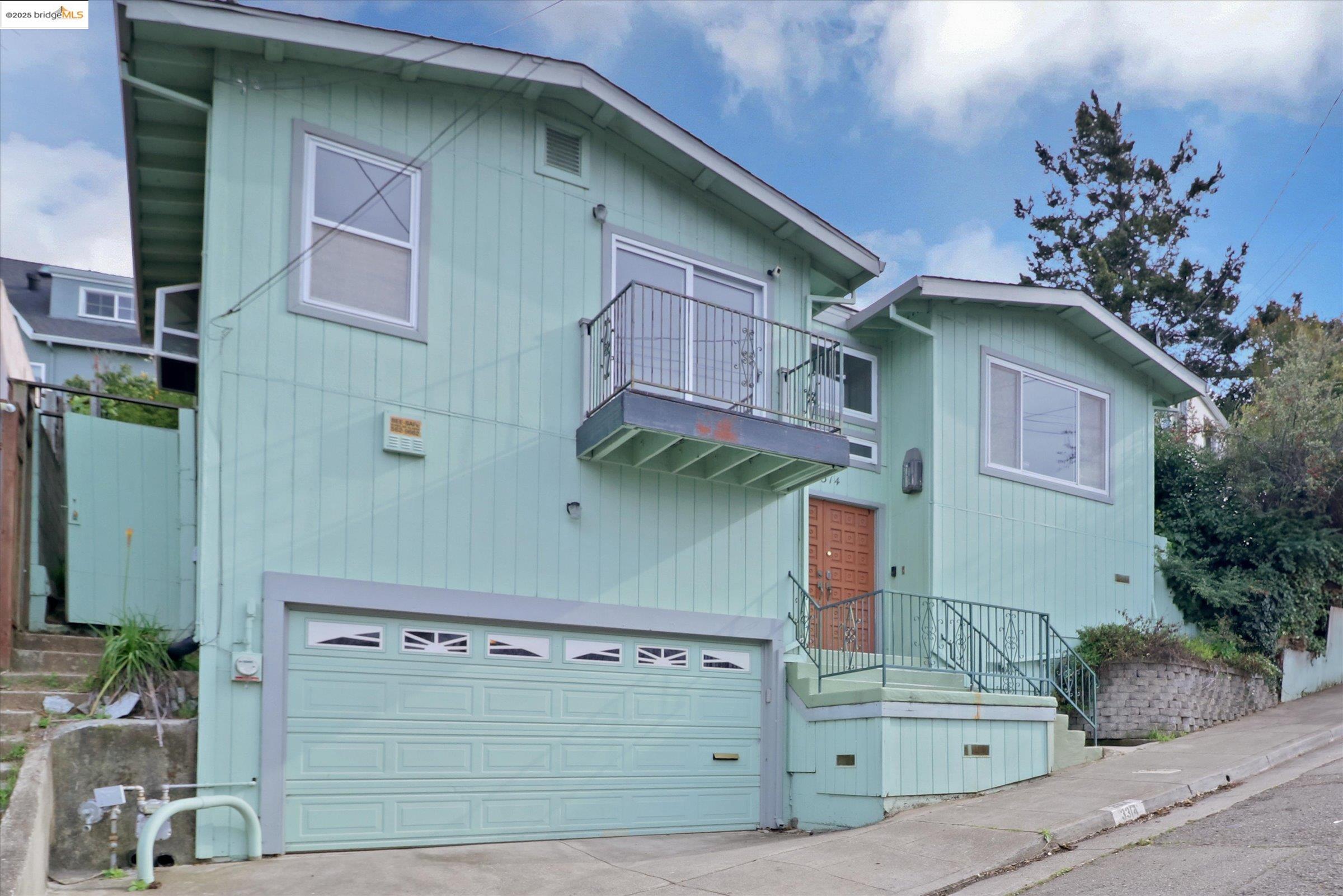 3314 Storer Ave