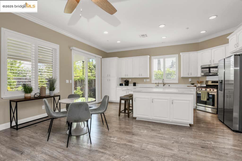 1617 Highland Way
