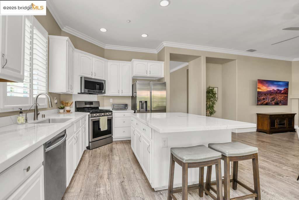 1617 Highland Way